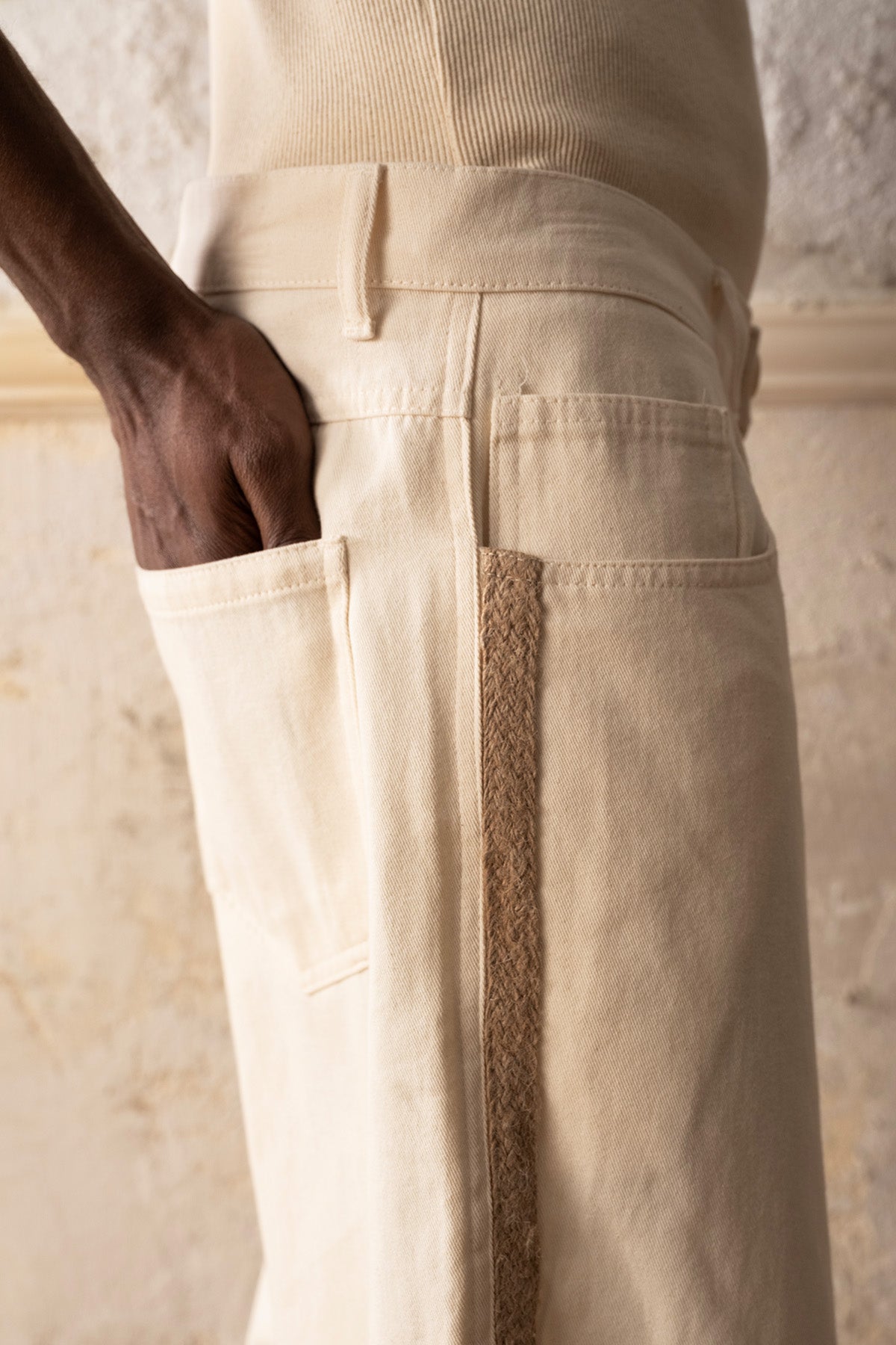 ŞERİTLİ GABARDİN BEJ ŞORT GIESTO