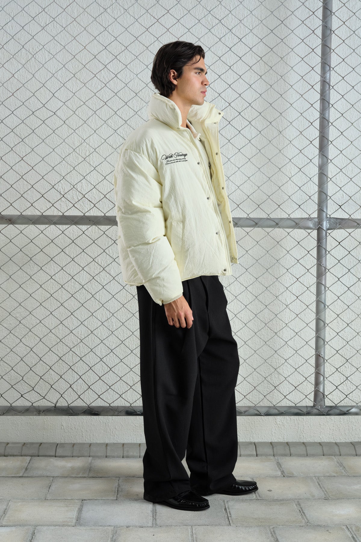 NAKIŞLI ŞİŞME EKRU MONT