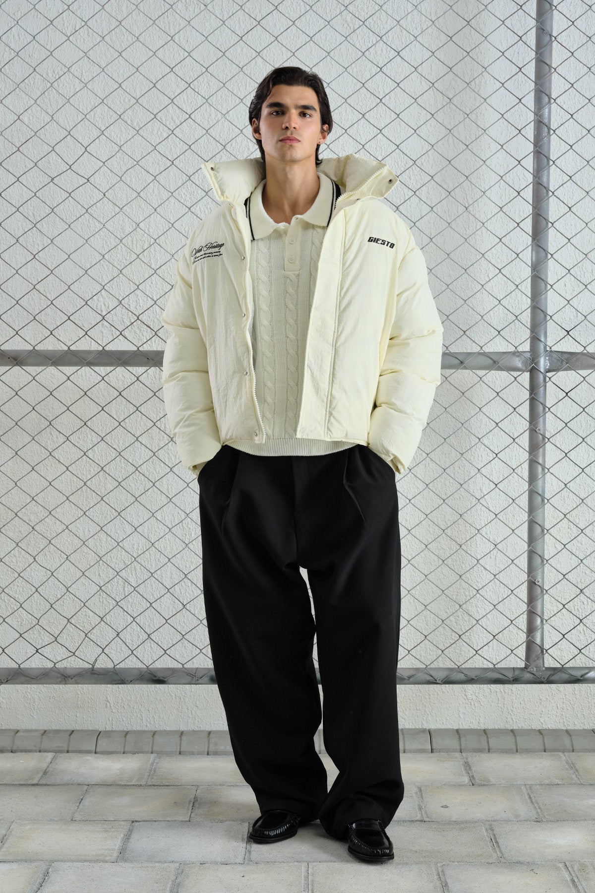 NAKIŞLI ŞİŞME EKRU MONT