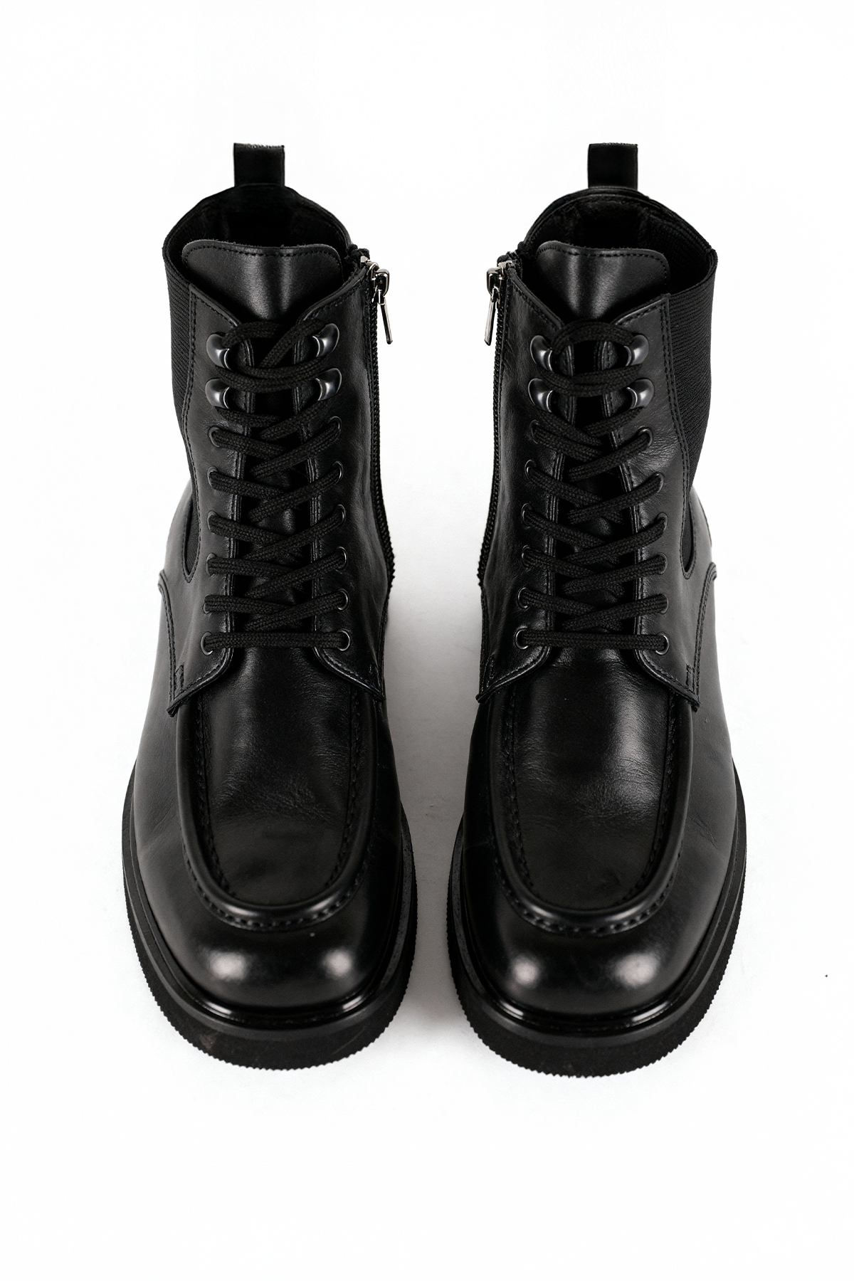 EFEKTLİ BAĞCIKLI DERİ SİYAH BOT