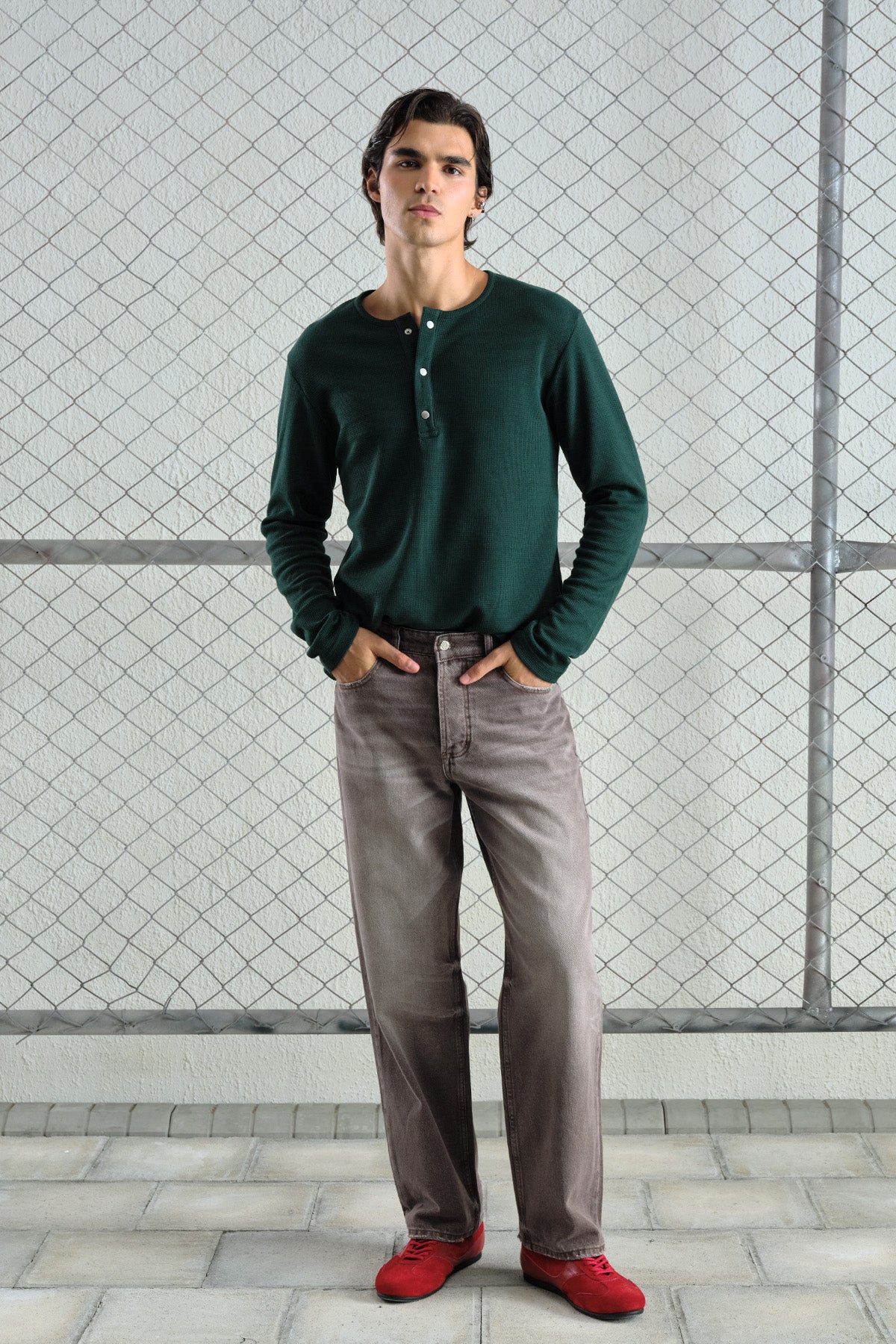 METAL ÇITÇITLI UZUN KOLLU YEŞİL T-SHIRT