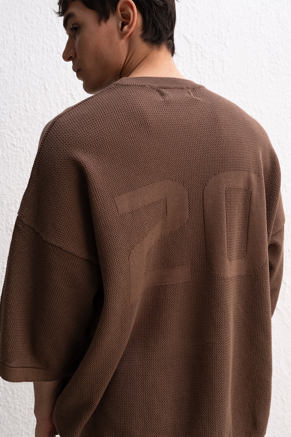 LOGO DETAYLI TRİKO KAHVERENGİ T-SHIRT GIESTO