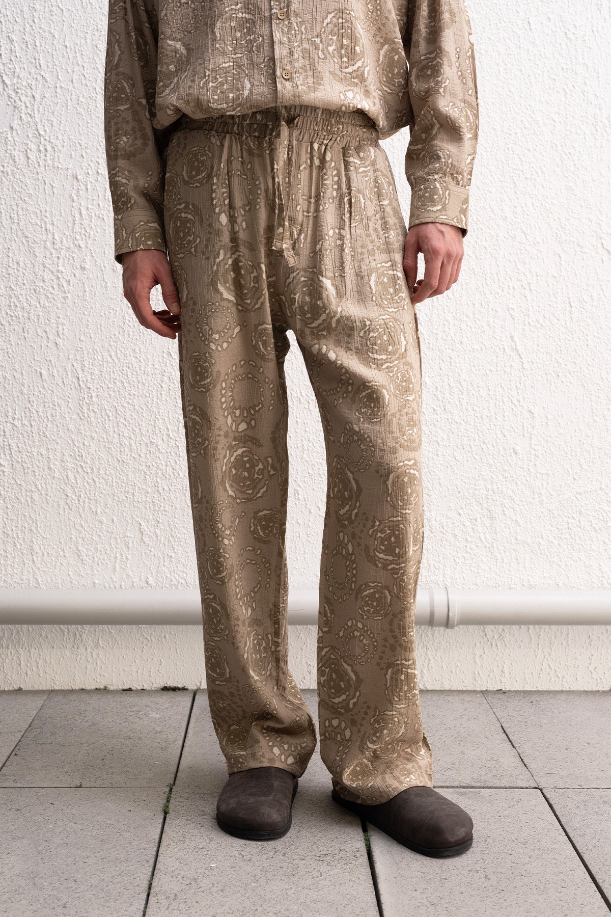 DESENLİ BEJ PANTOLON GIESTO