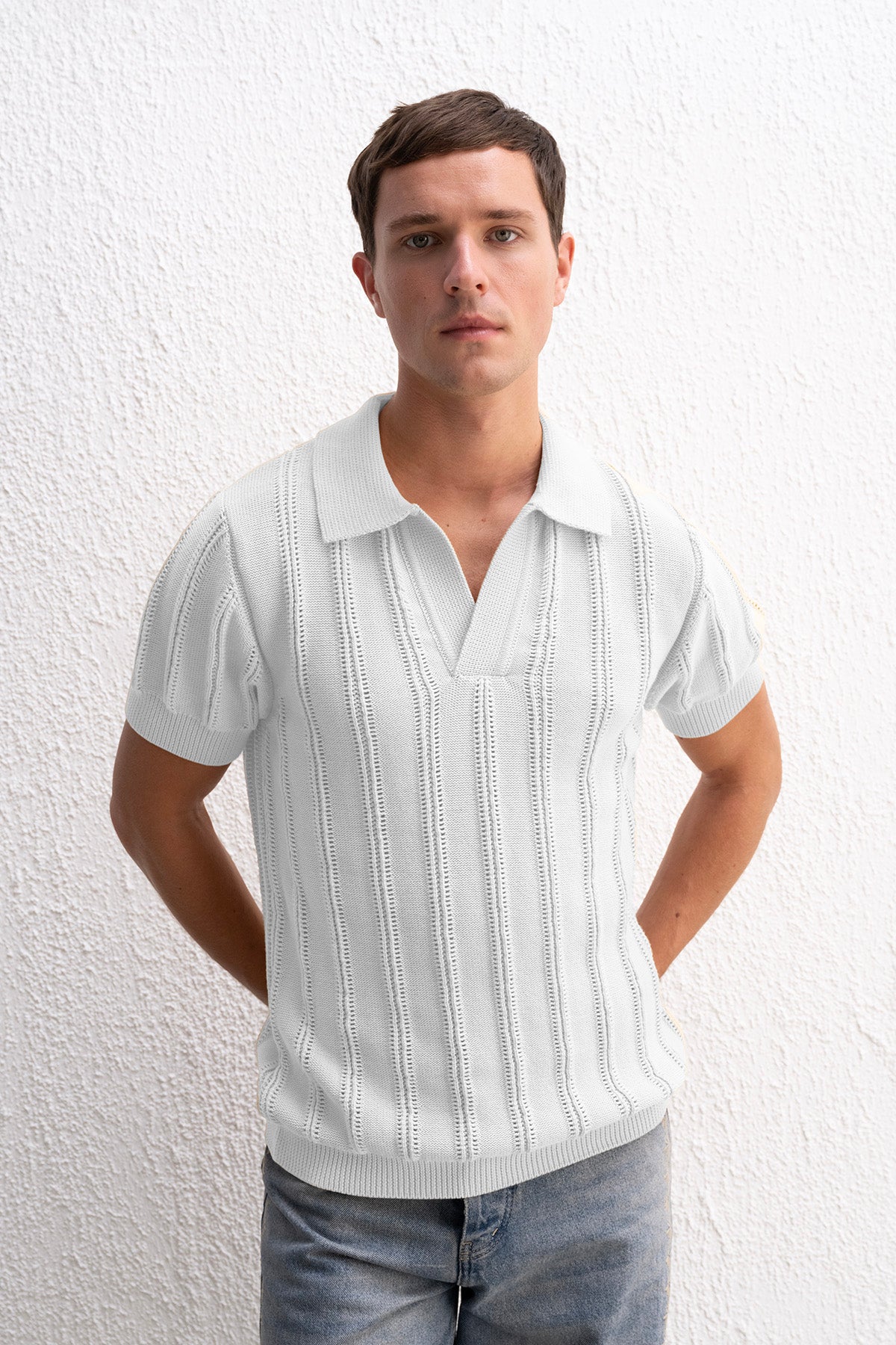 DOKULU POLO YAKA TRİKO BEYAZ T-SHIRT GIESTO
