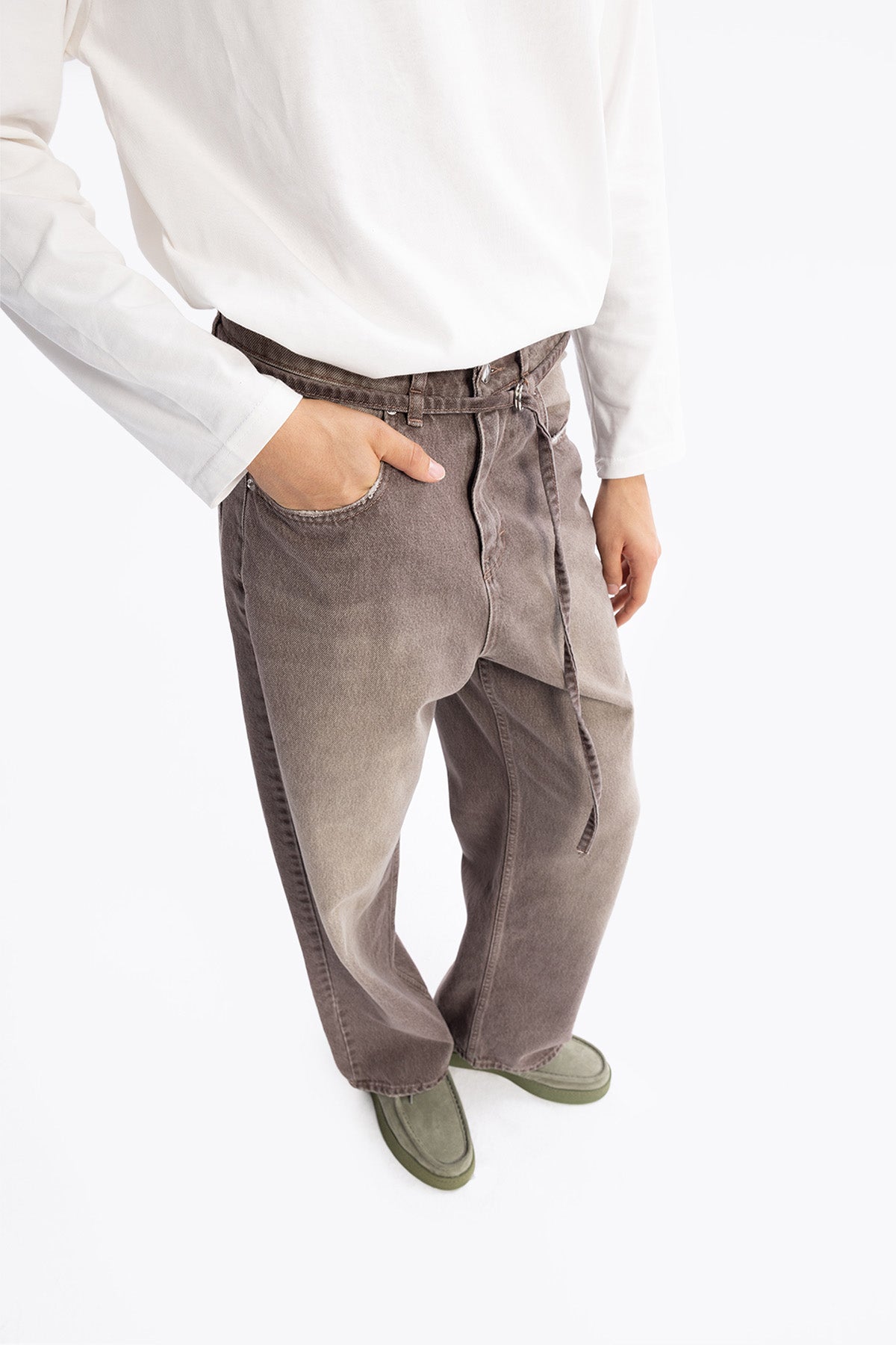 KEMERLİ BAGGY JEAN - KAHVERENGİ - JEAN