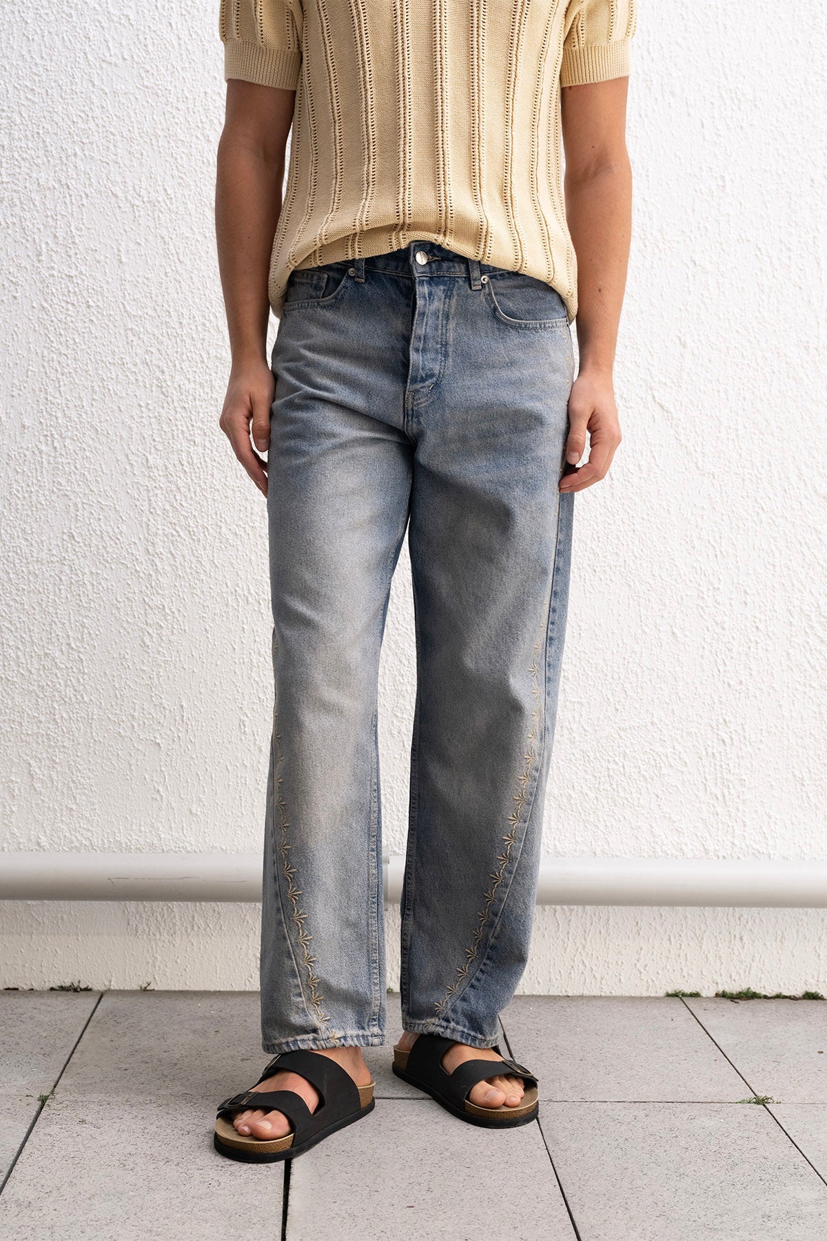 NAKIŞ DETAYLI MAVİ JEAN GIESTO