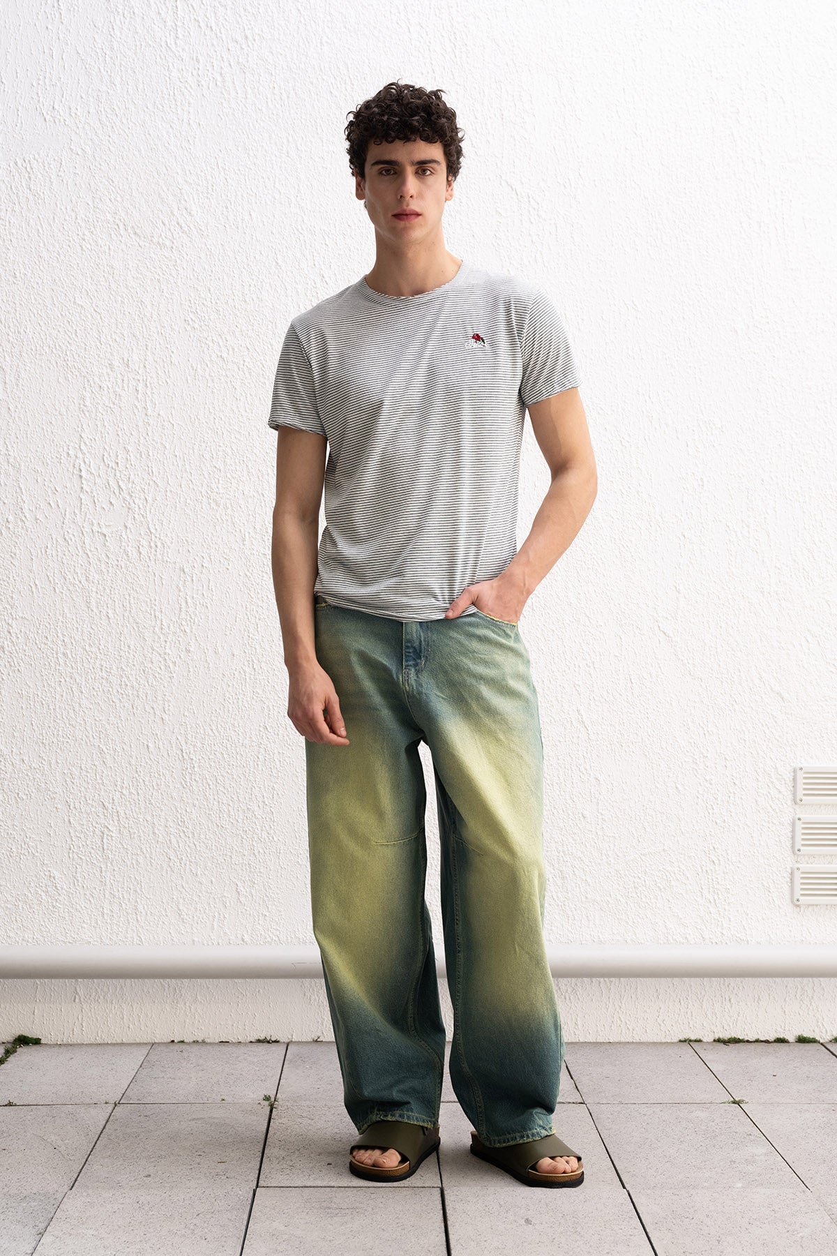 NAKIŞ DETAYLI ÇİZGİLİ YEŞİL T-SHIRT GIESTO