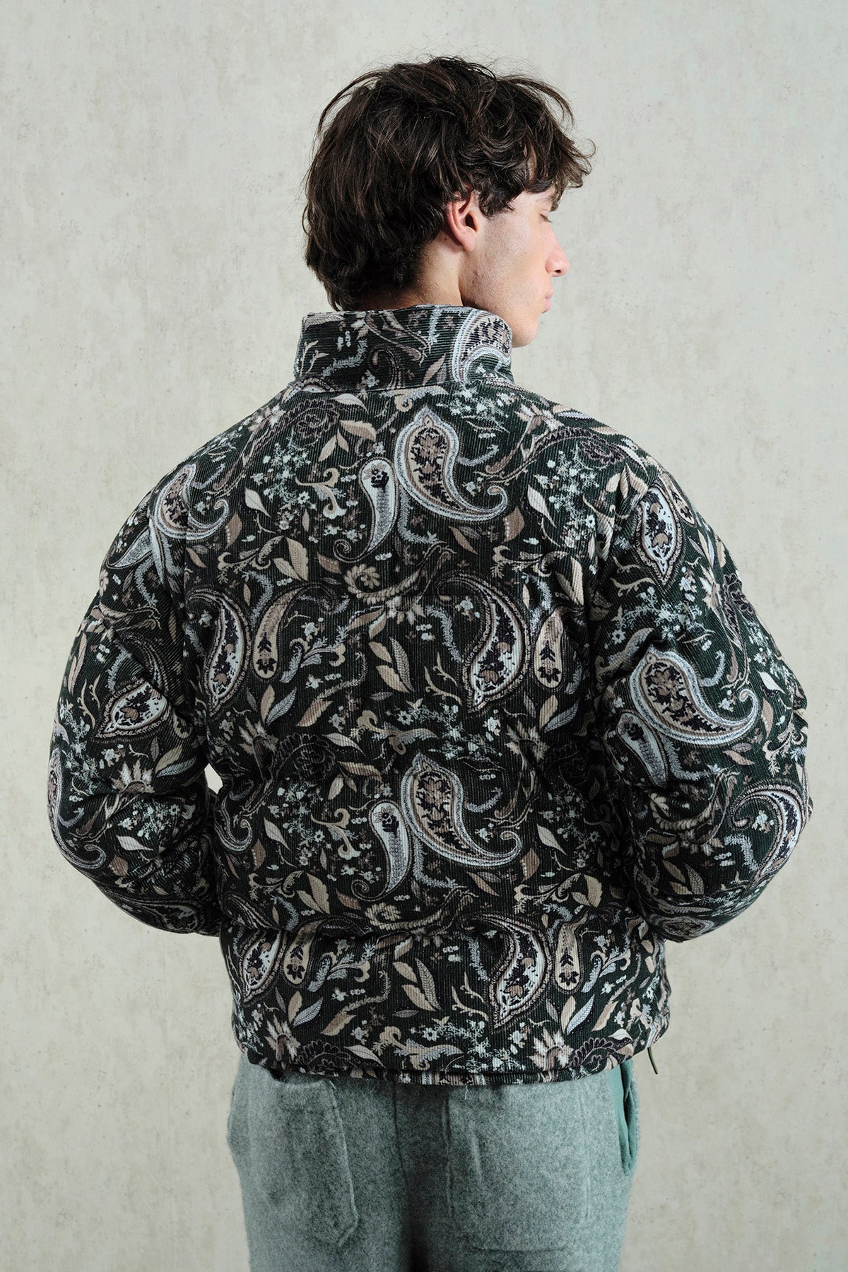 DESENLİ KADİFE ŞİŞME HAKİ MONT