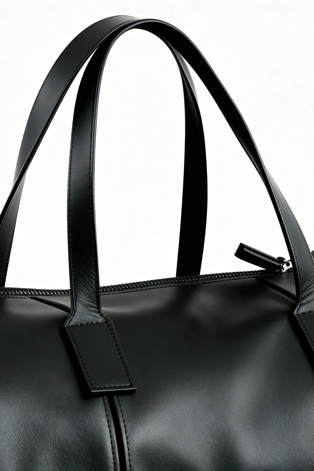 DERİ SİYAH SEYAHAT ÇANTASI