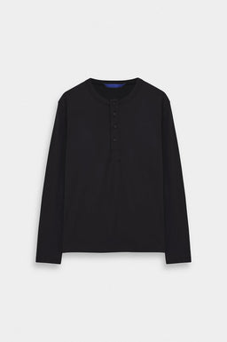 Dar Kesim Düğmeli Yaka Uzun Kol Siyah T-Shirt