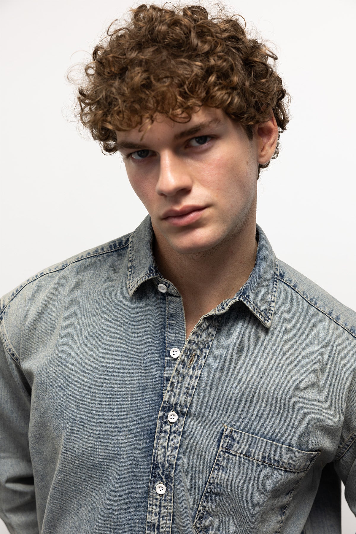 TEK CEPLİ DENIM GÖMLEK - MAVİ - GÖMLEK