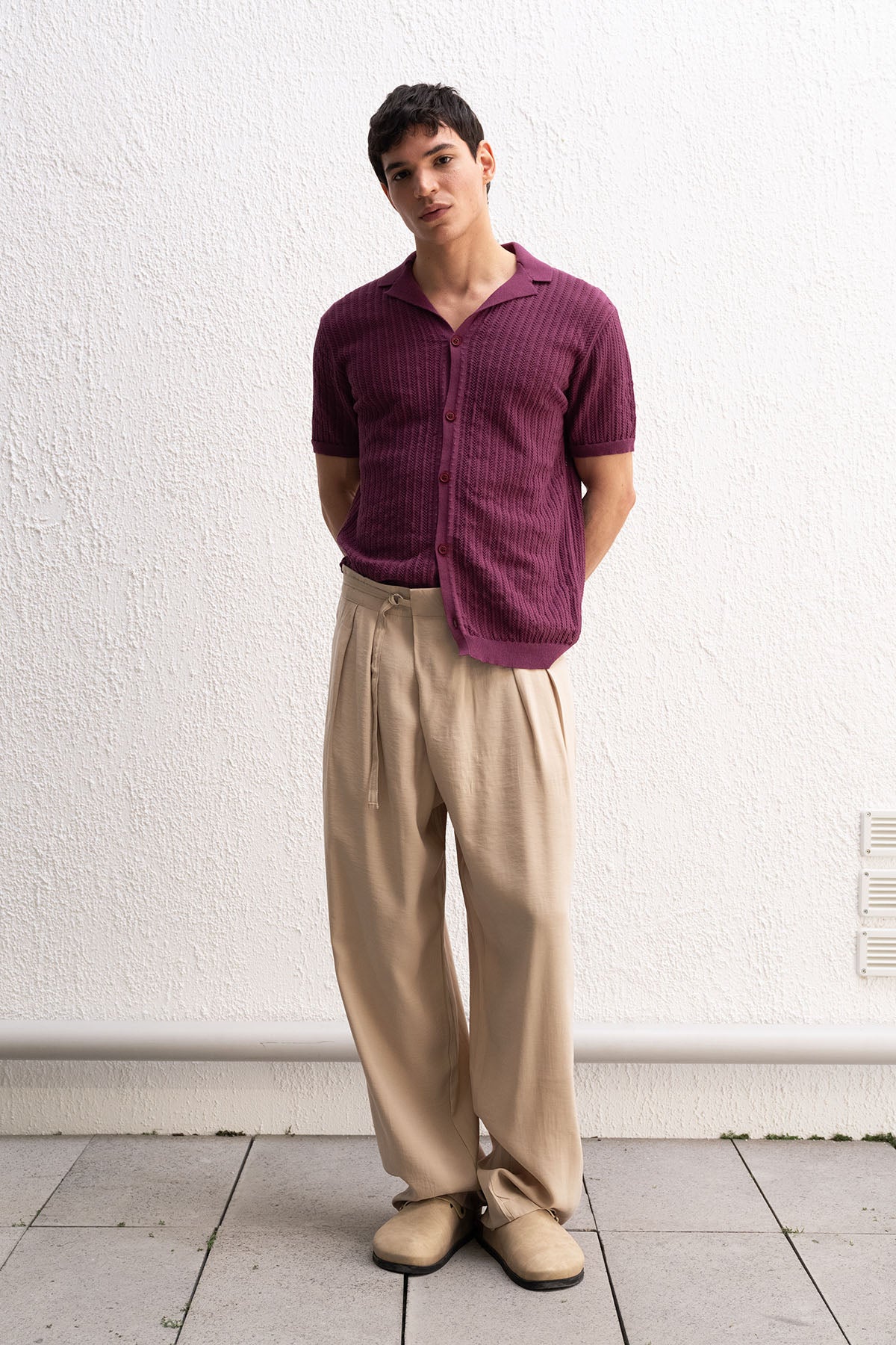 DRAPED BELTED BEIGE TROUSERS