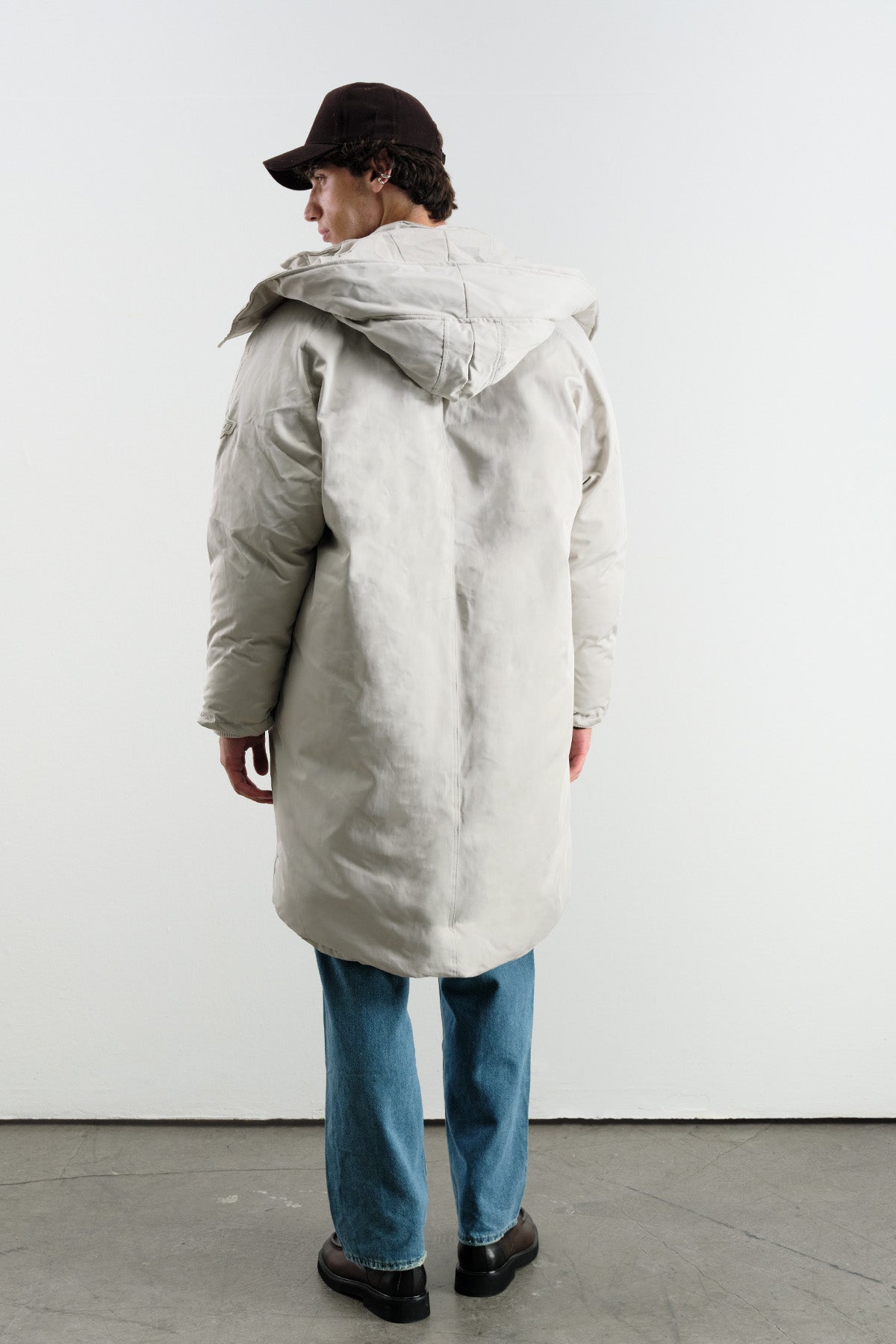 UZUN ŞİŞME GRİ MONT