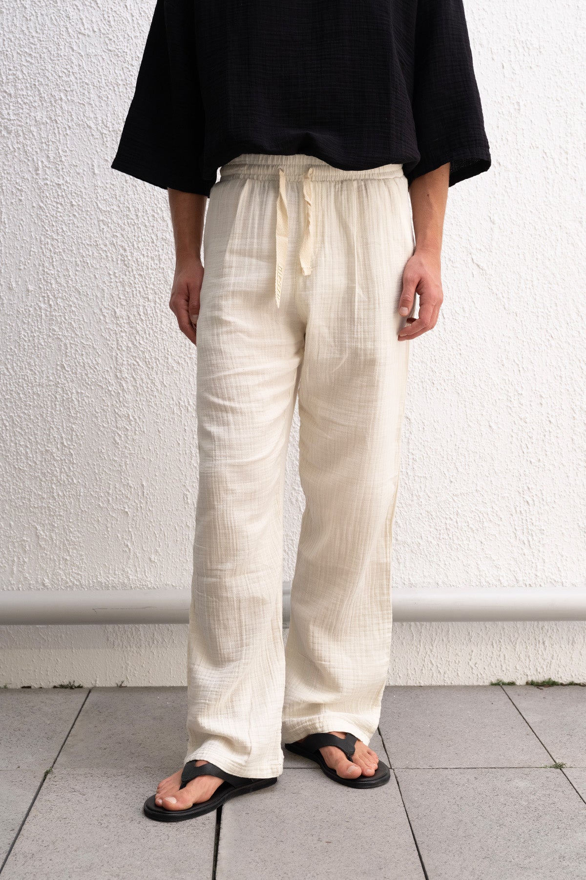 DRAPED LACE-UP DETAIL WHITE TROUSERS