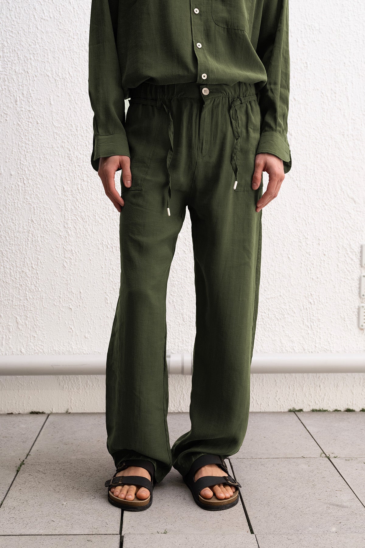 DRAPED KHAKI JOGGERS