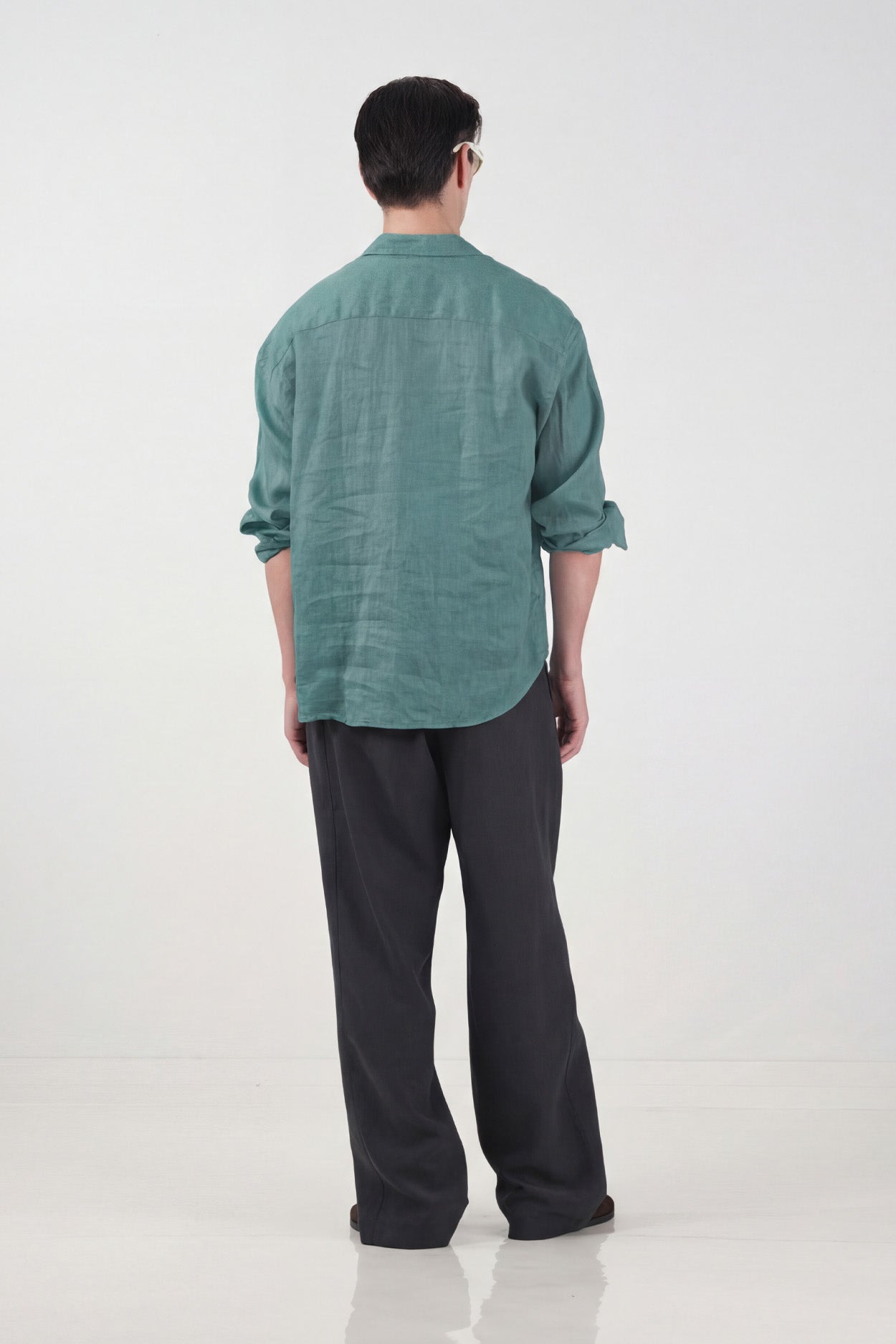 100% LINEN OVERSIZED EMERALD GREEN SHIRT
