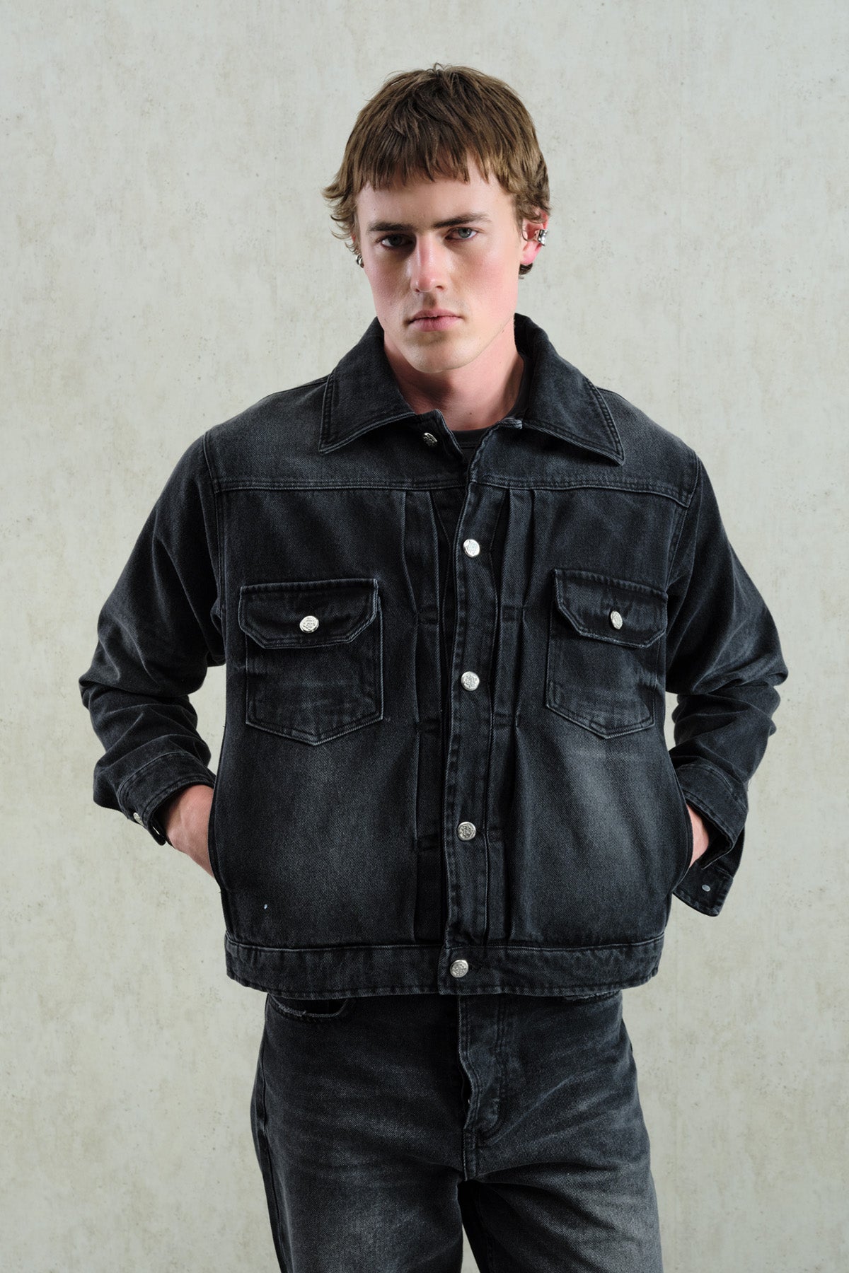 LASER EFFECT WASHED DENIM JACKET