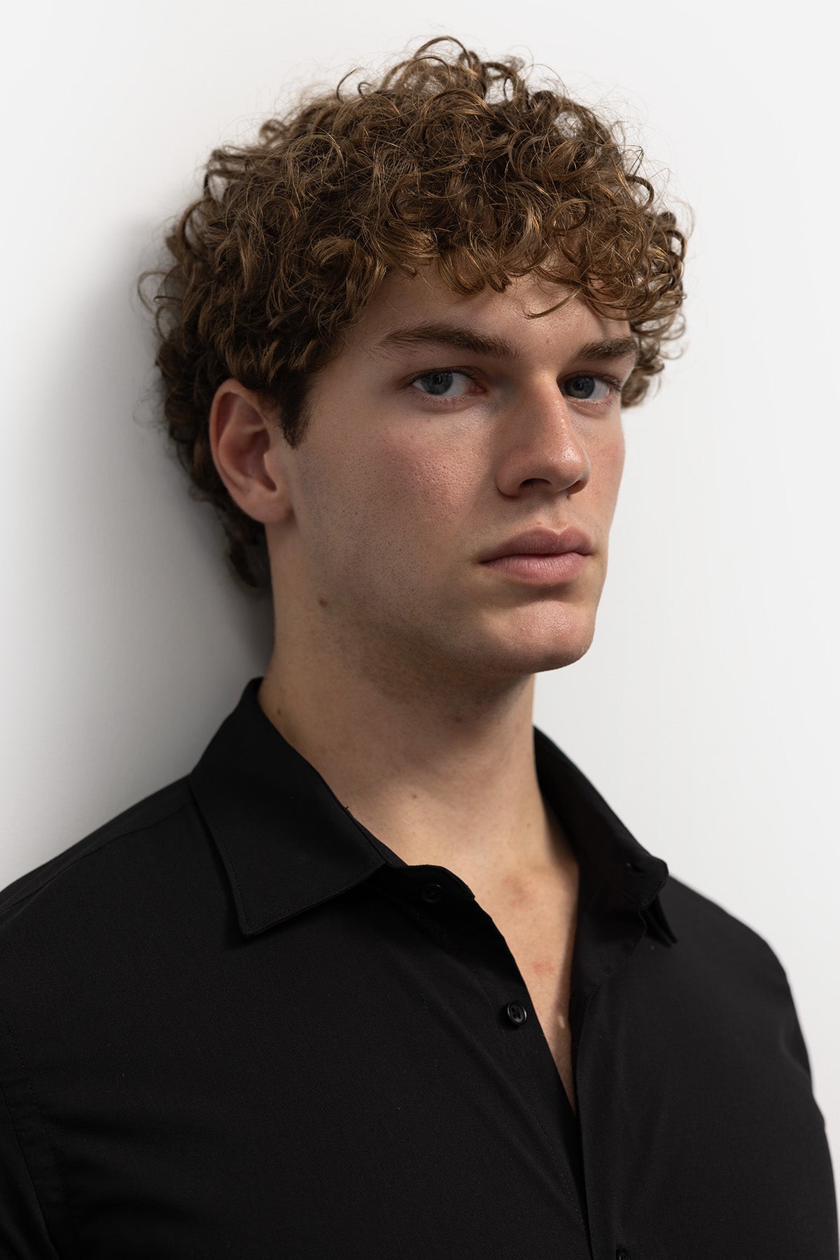 DAR KESİM POPLİN GÖMLEK - SİYAH - GÖMLEK