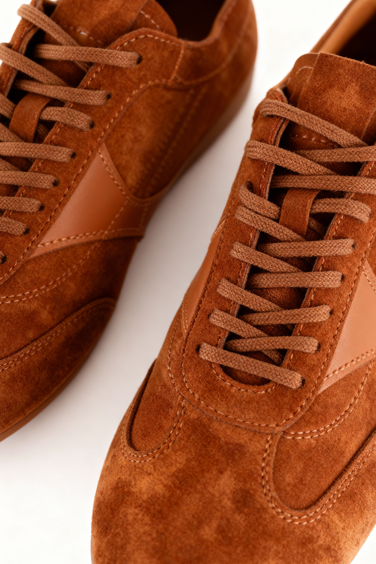 PARÇALI DERİ TABA AYAKKABI