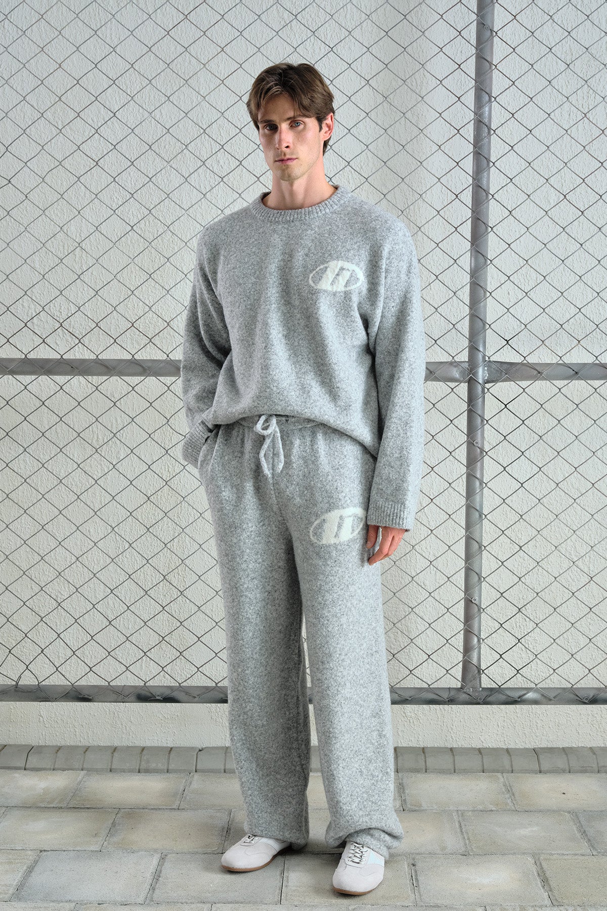 SOFT KNITTED JOGGER SWEATER PANTS IN GRAY