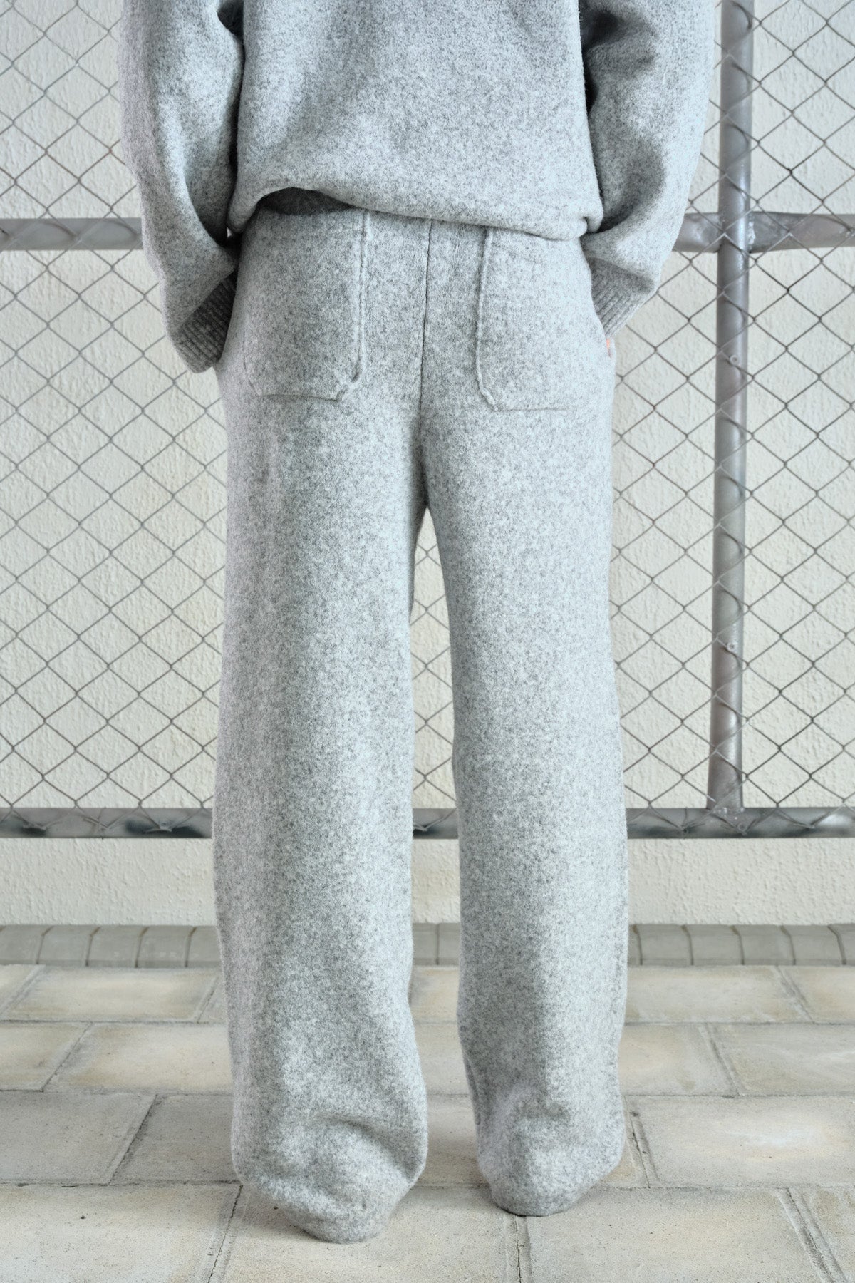 YUMUŞAK DOKULU ÖRGÜ TRİKO GRİ PANTOLON