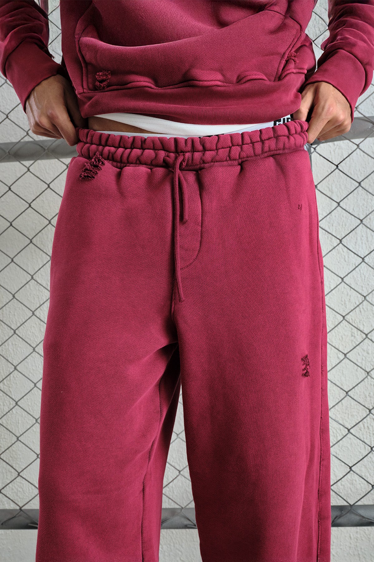 EFEKTLİ YIKAMALI JOGGER BORDO PANTOLON