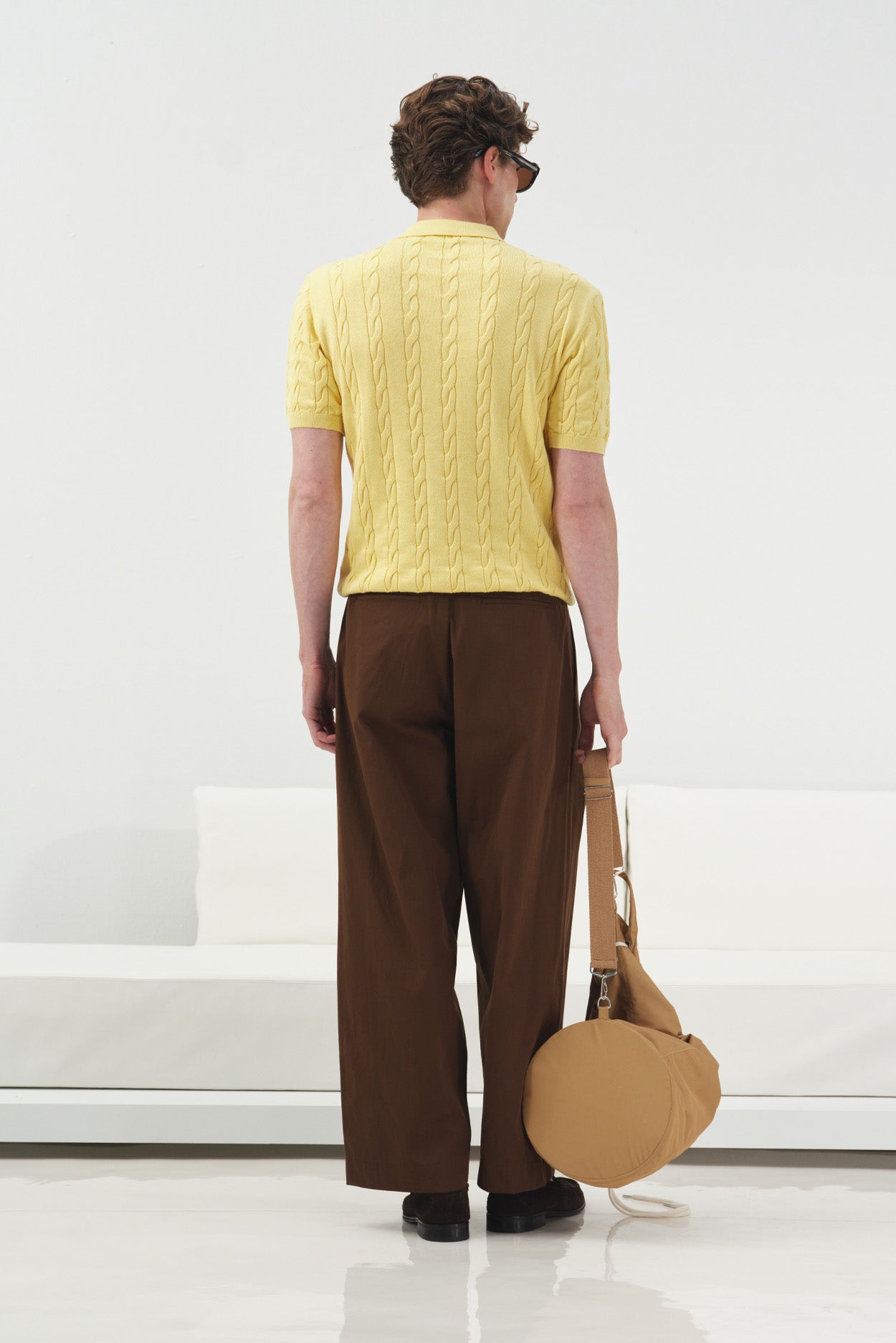 DOKULU ÖRGÜ DESENLİ SARI POLO YAKA TRİKO T-SHIRT