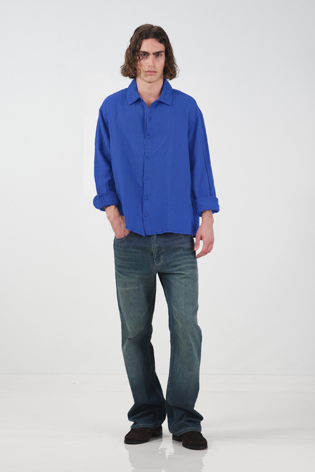 DOKULU MAVİ MÜSLİN GÖMLEK