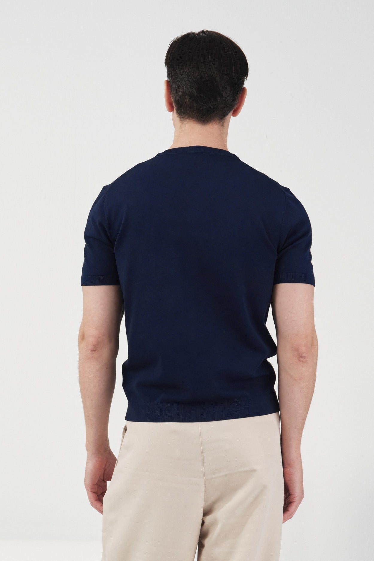 KISA KOLLU İNCE TRİKO LACİVERT GÖMLEK