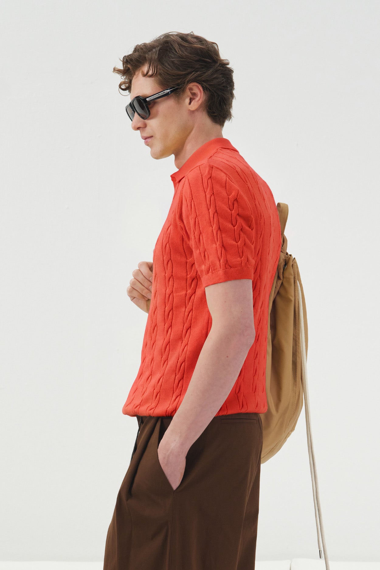 DOKULU ÖRGÜ DESENLİ KIRMIZI POLO YAKA TRİKO T-SHIRT