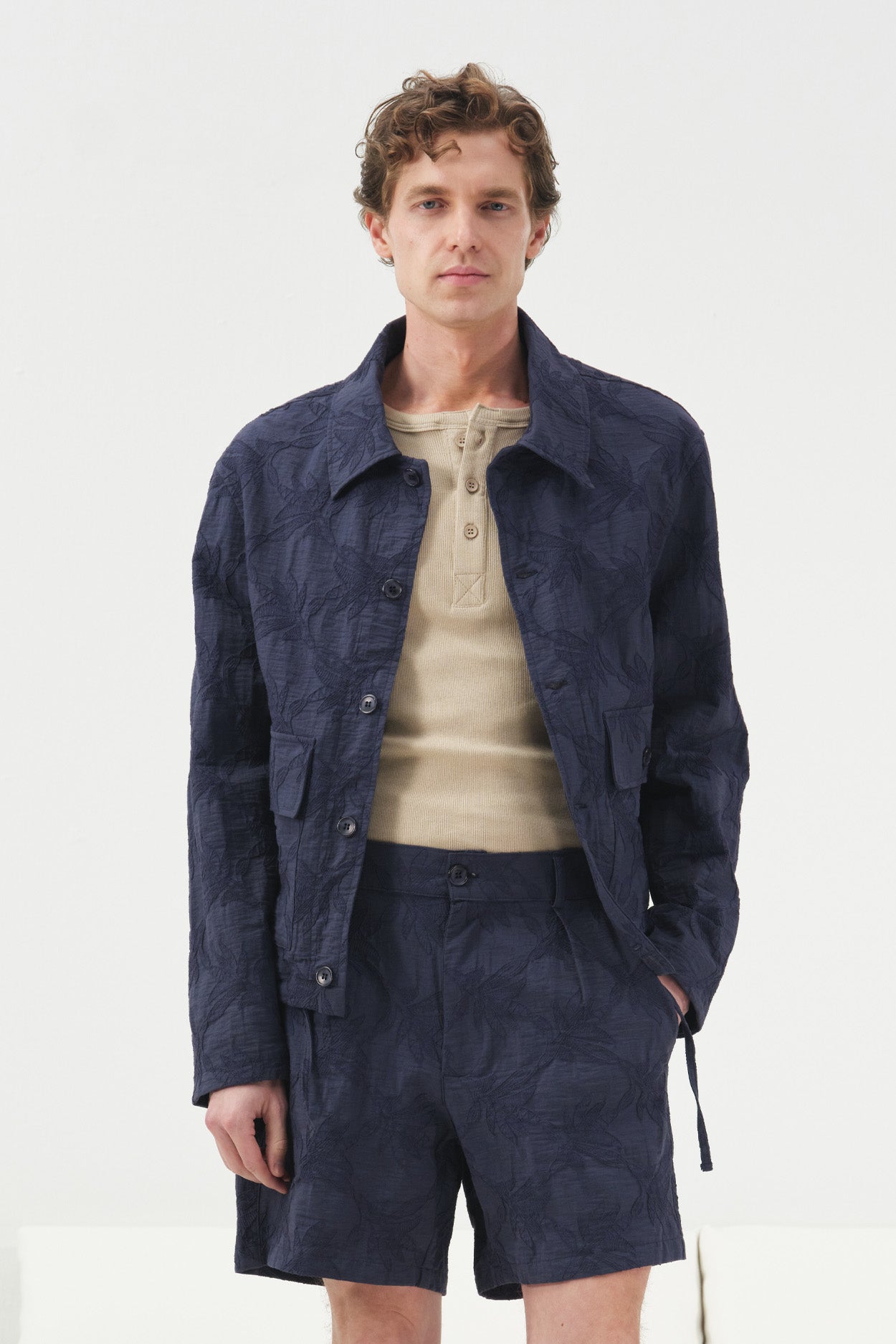 DESENLİ LACİVERT İNCE CEKET