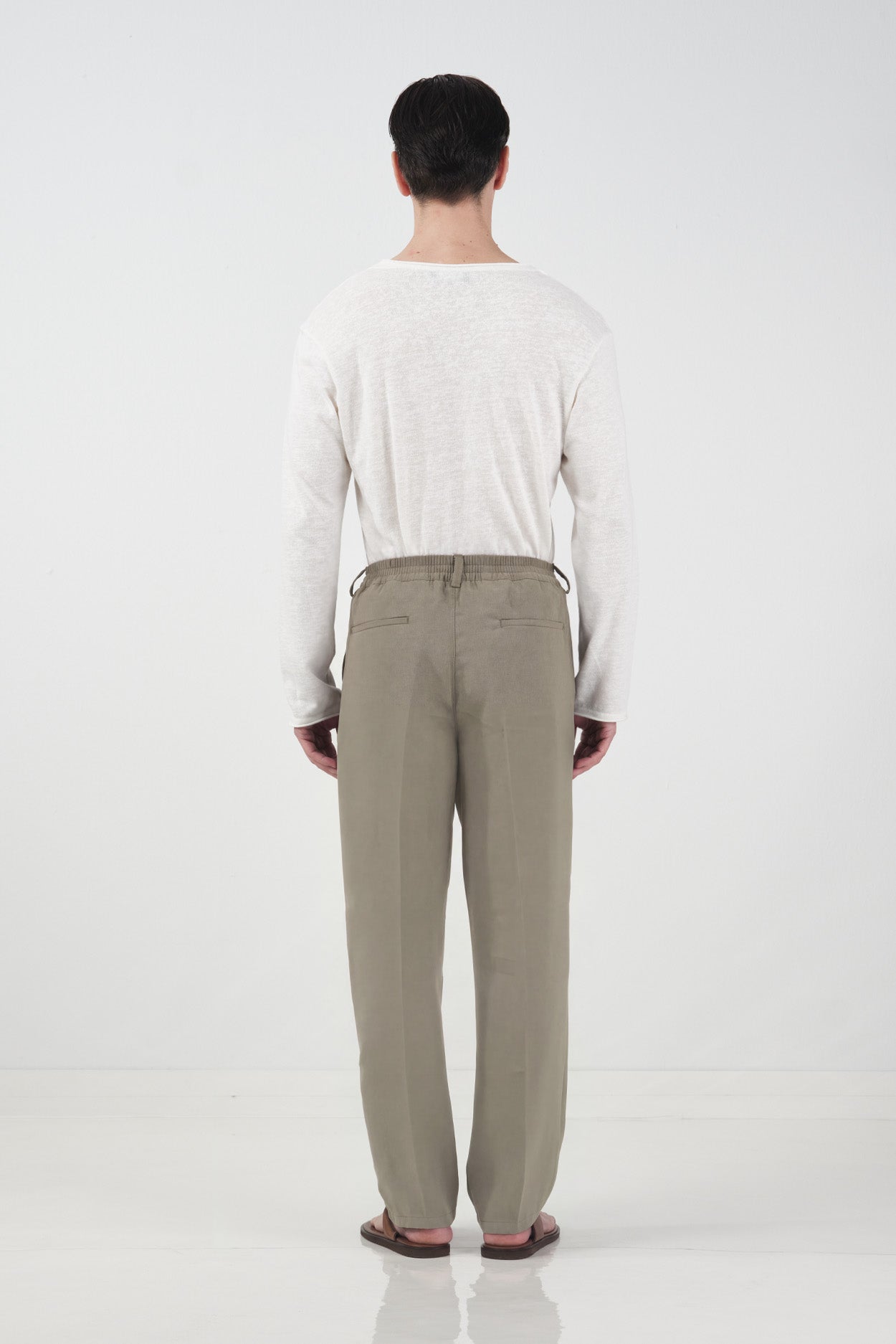 TEXTURED CLASSIC KHAKI PLEATED TROUSERS