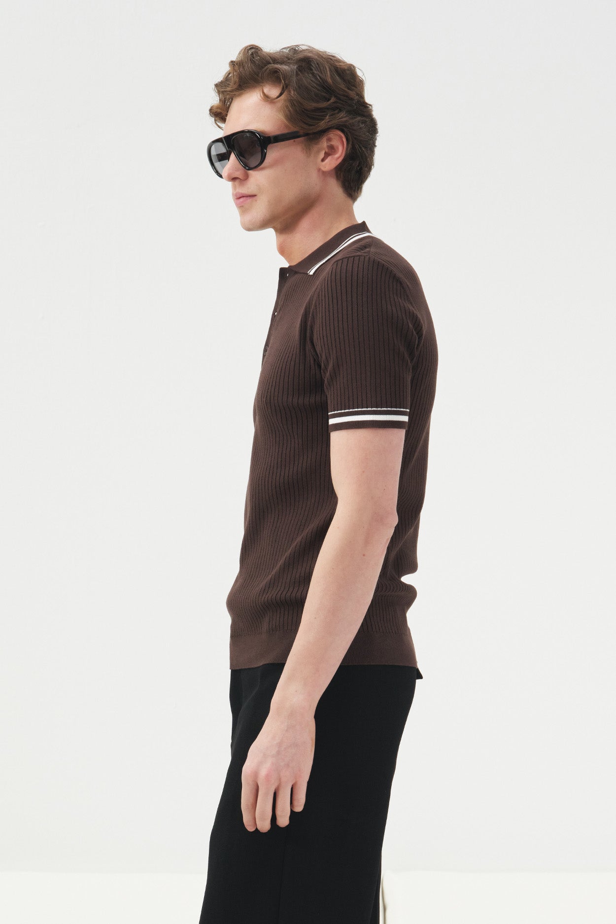 ÇİZGİ DETAYLI POLO YAKA KAHVERENGİ TRİKO T-SHIRT