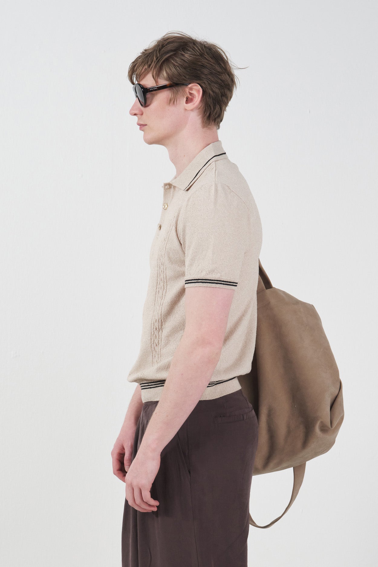 GOLD DÜĞMELİ DOKULU POLO YAKA BEJ TRİKO T-SHIRT