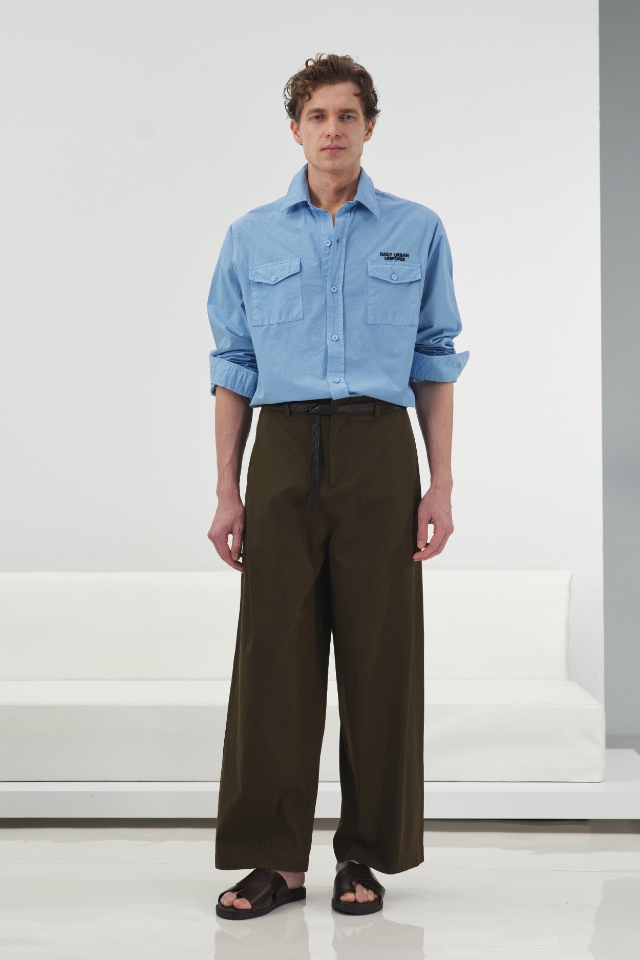 PLEATED CLASSIC HAKI TROUSERS