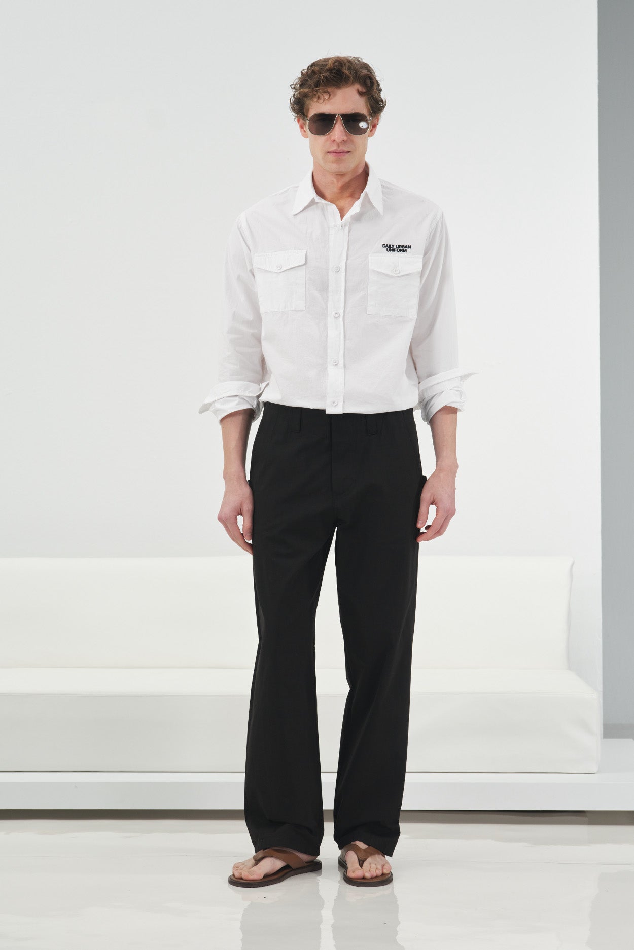 CLASSIC BLACK TECHNICAL TROUSERS WITH POCKETS