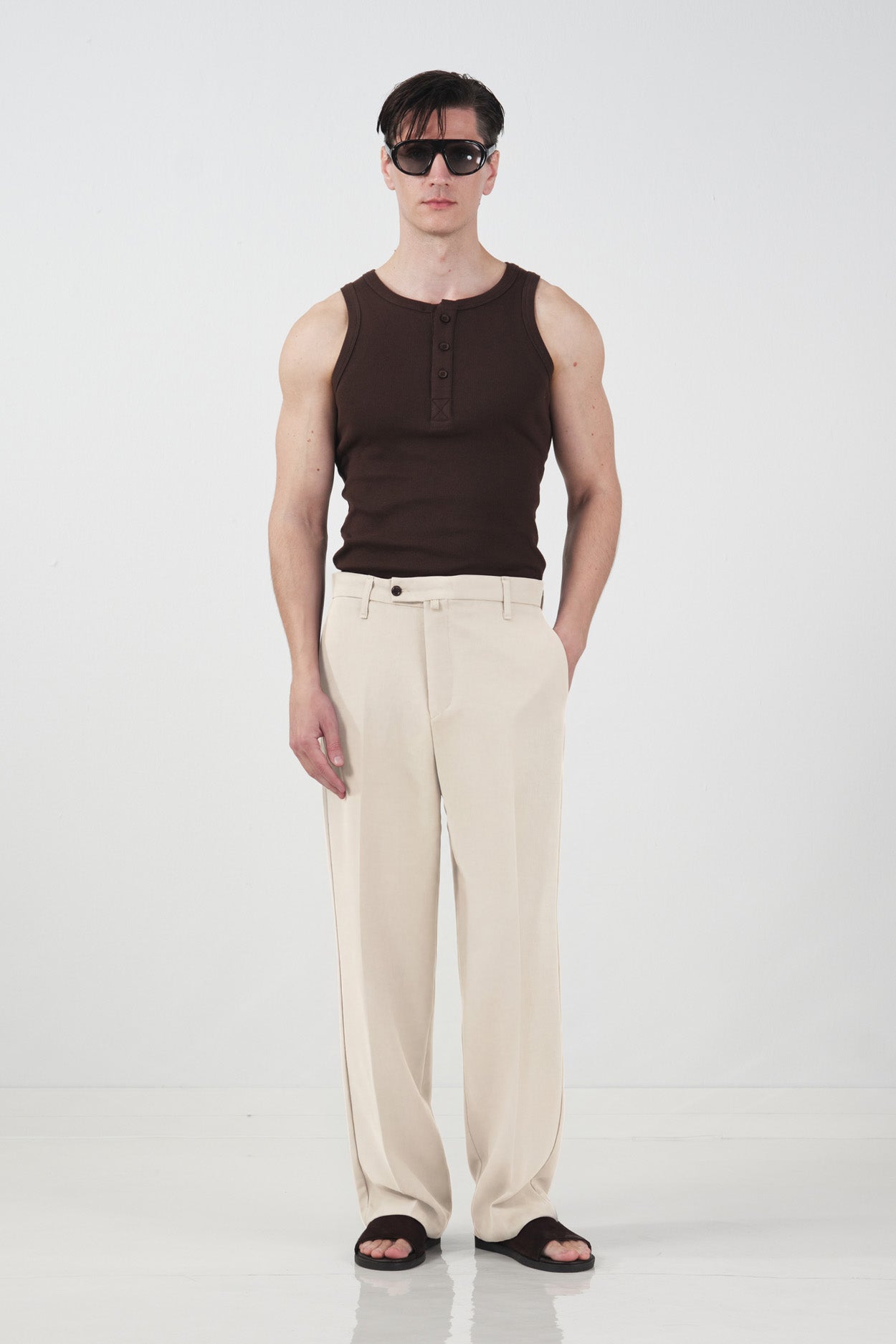 REGULAR FIT TEXTURED CLASSIC BEIGE TROUSERS