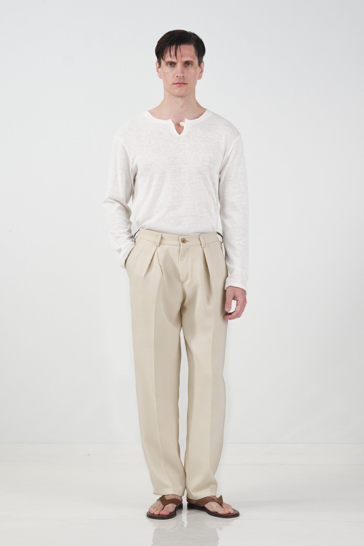 TEXTURED CLASSIC BEIGE PLEATED TROUSERS