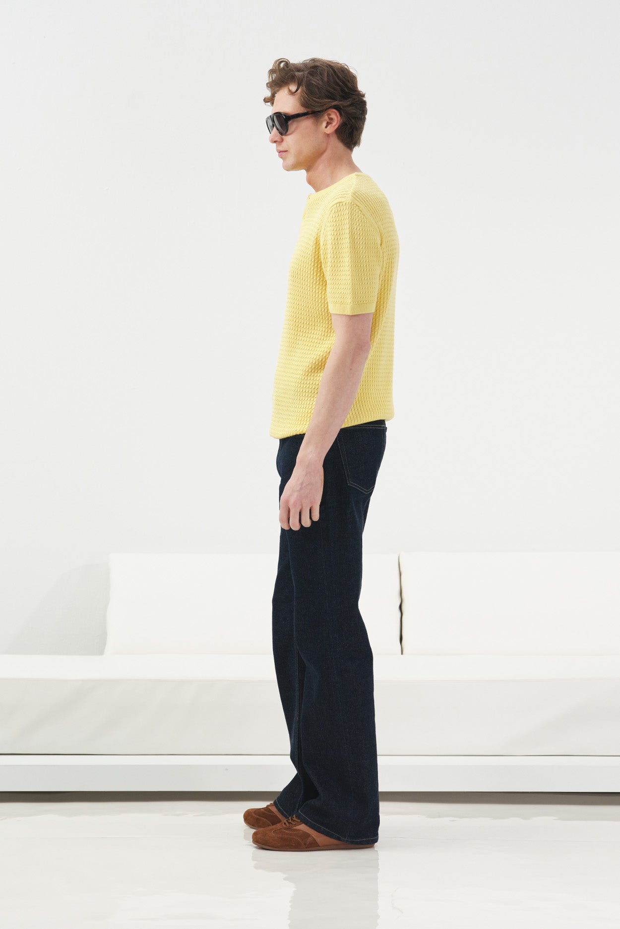 DOKULU BİSİKLET YAKA SARI TRİKO T-SHIRT