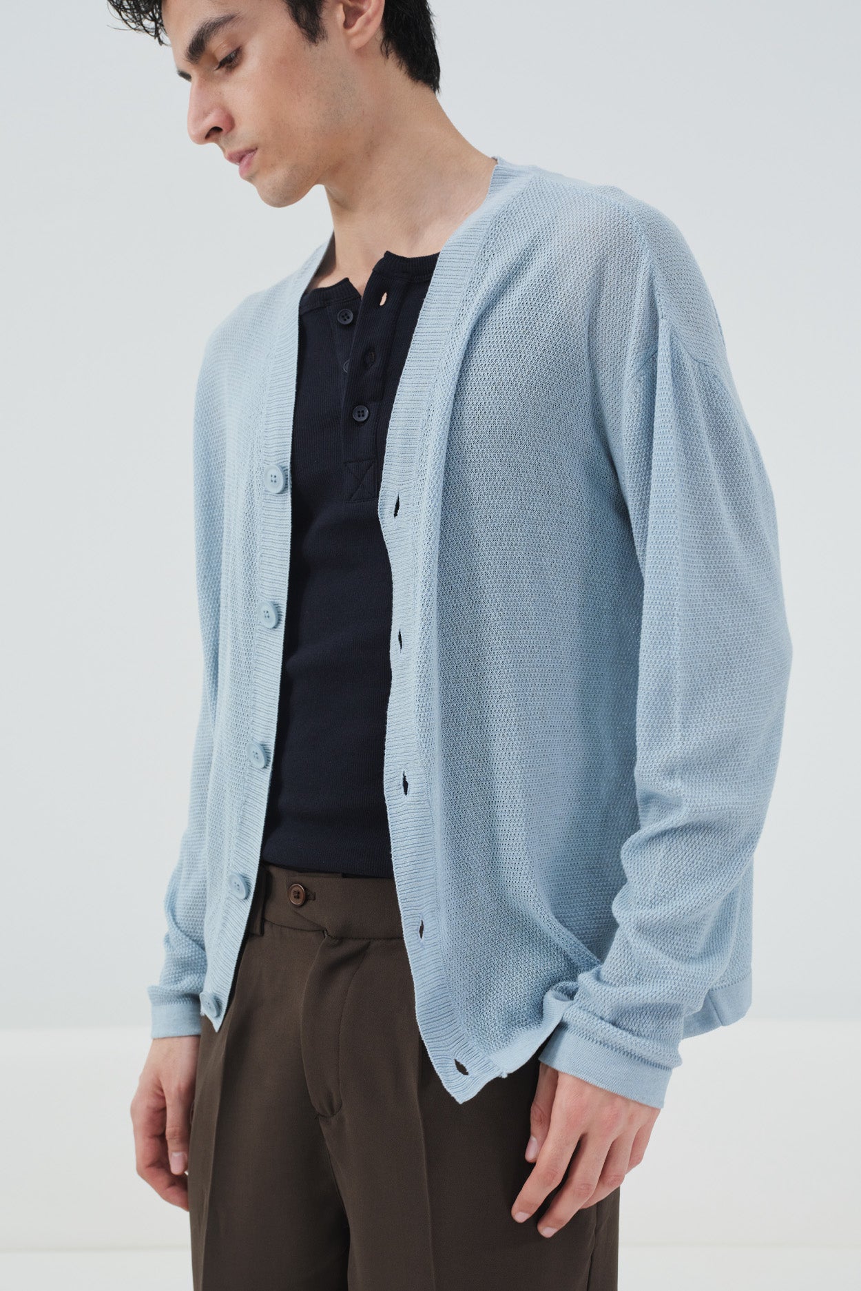 HAFİF İNCE ÖRGÜLÜ MAVİ TRİKO HIRKA