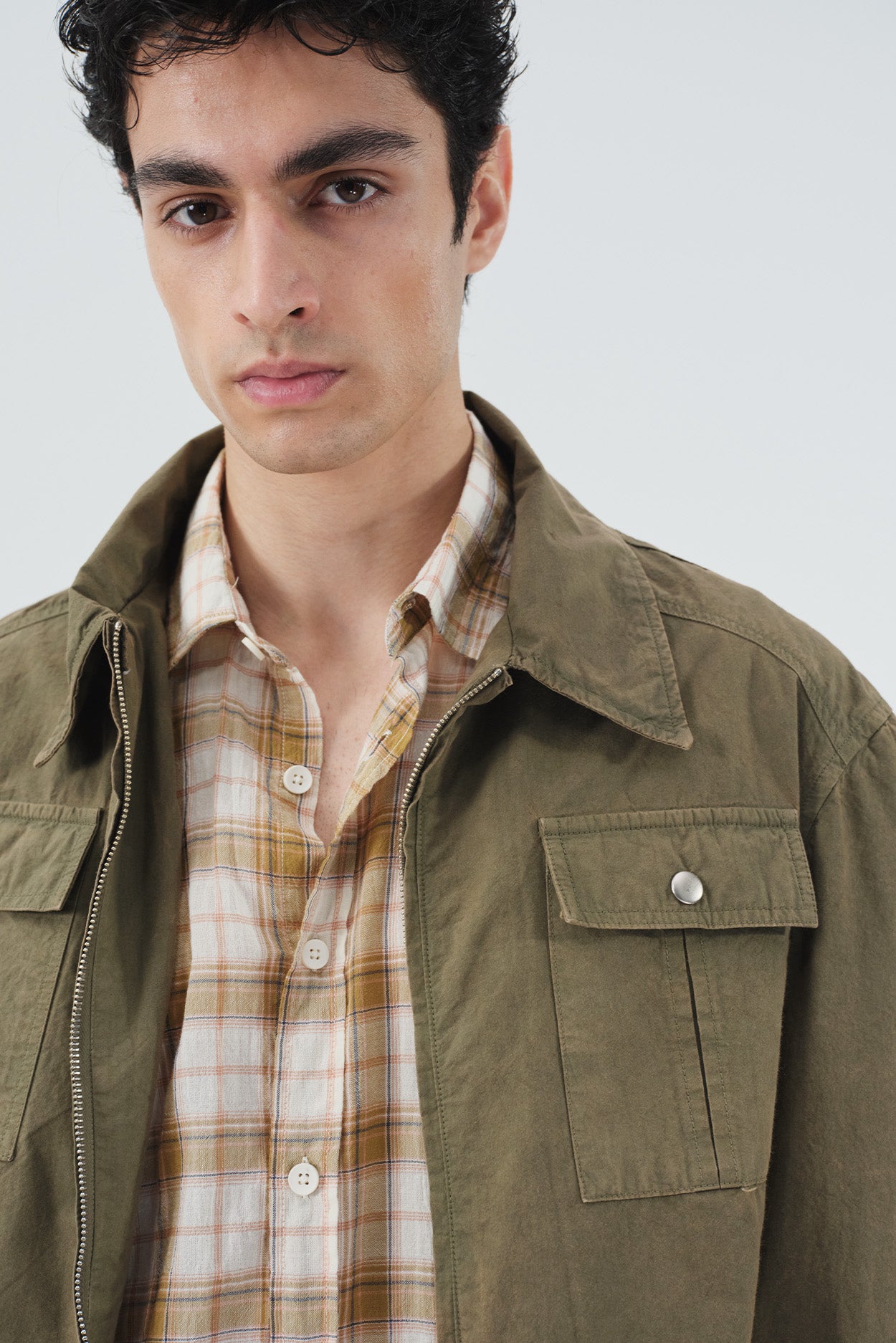 EFEKTLİ FERMUARLI HAKİ CEKET