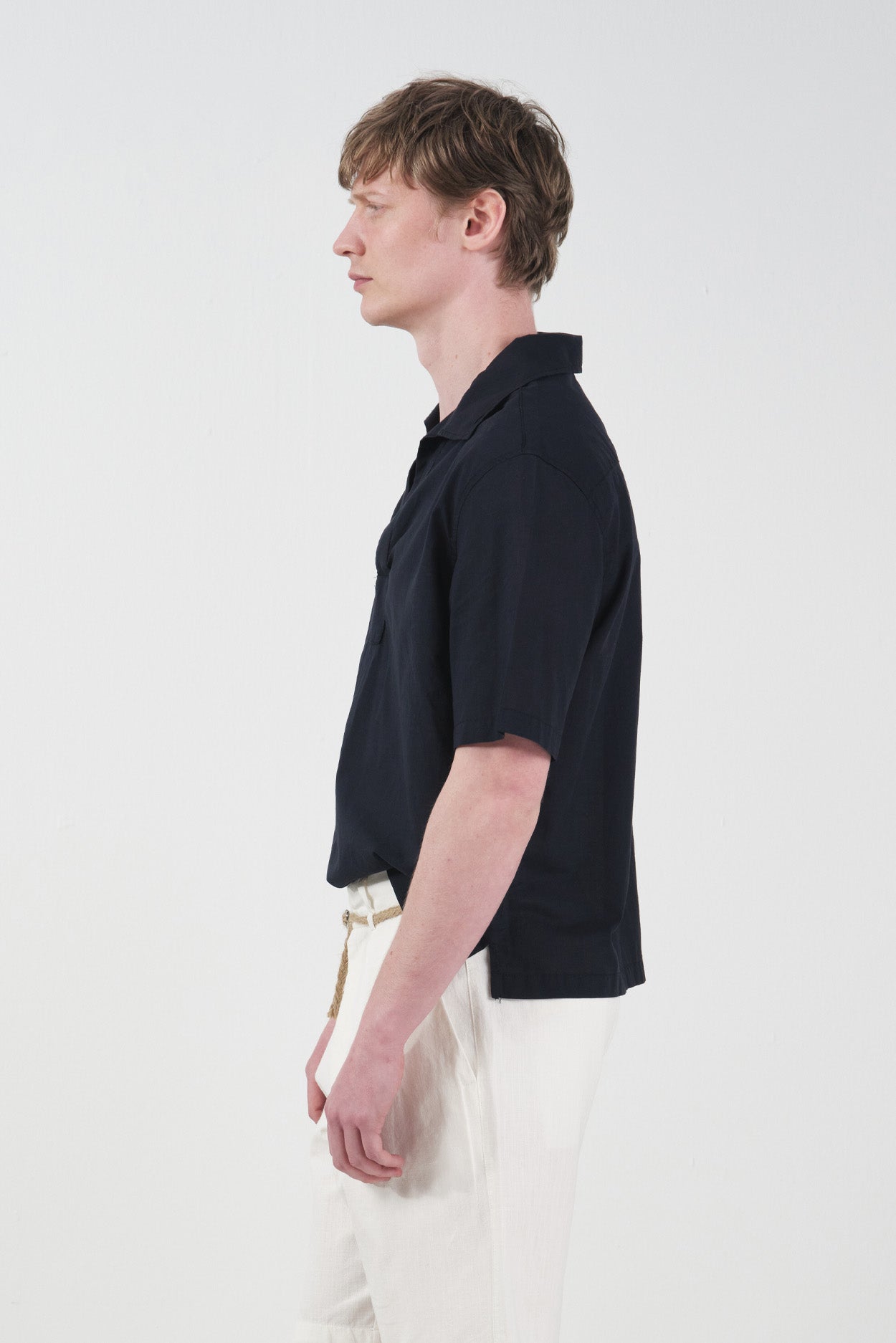 YARIM PATLI SİYAH VUAL GÖMLEK