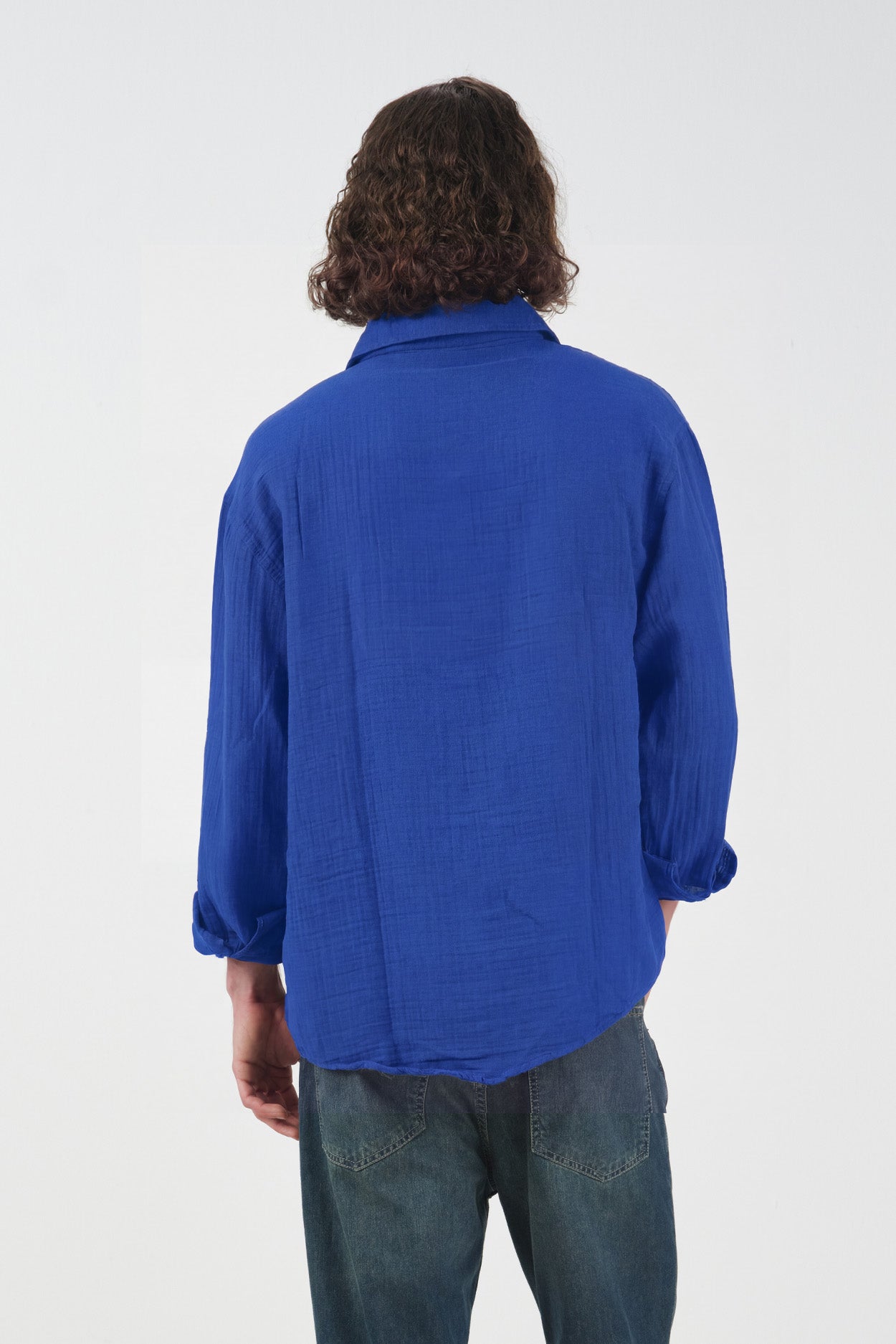 DOKULU MAVİ MÜSLİN GÖMLEK