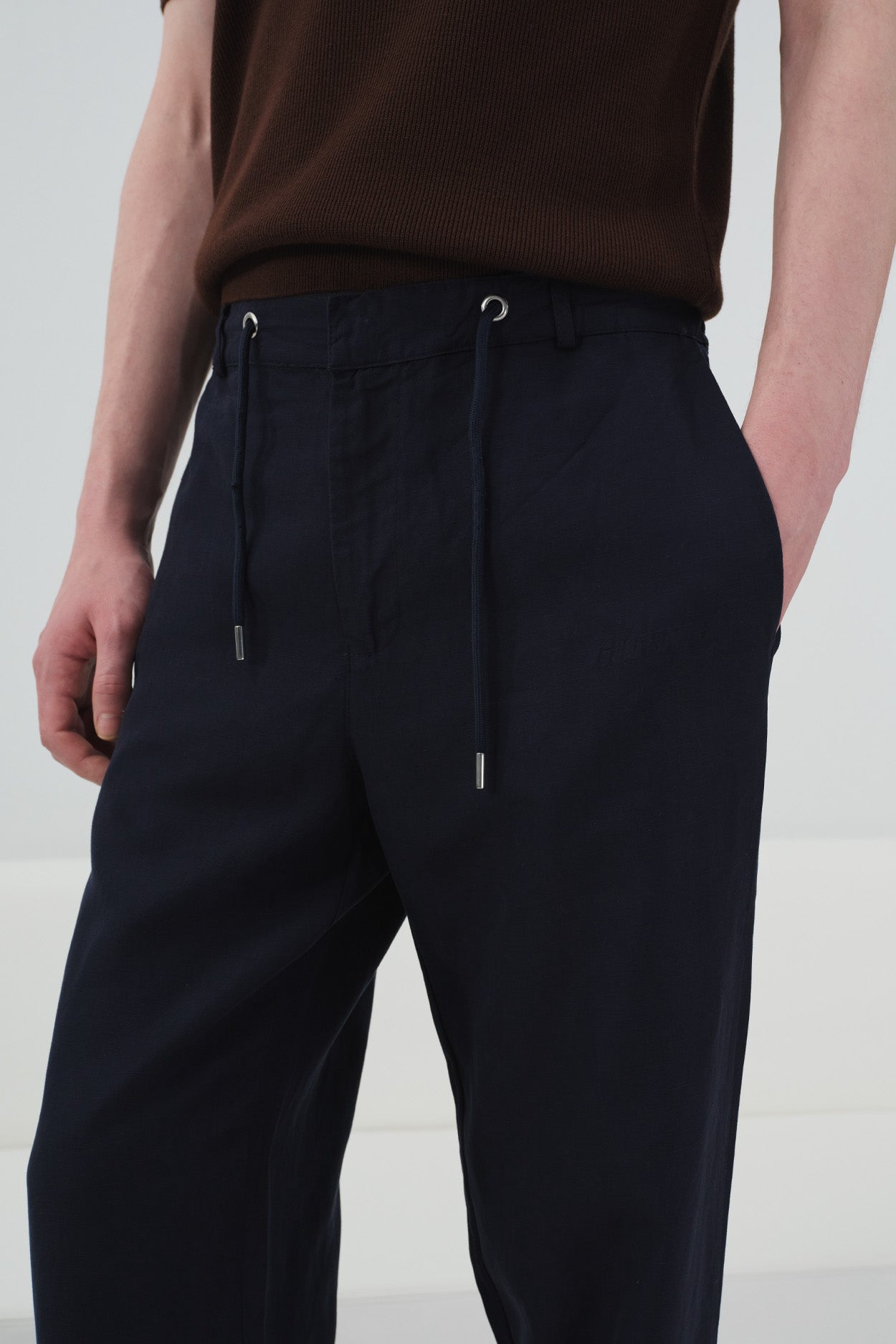 REGULAR FIT BASKILI LACİVERT TENSEL PANTOLON