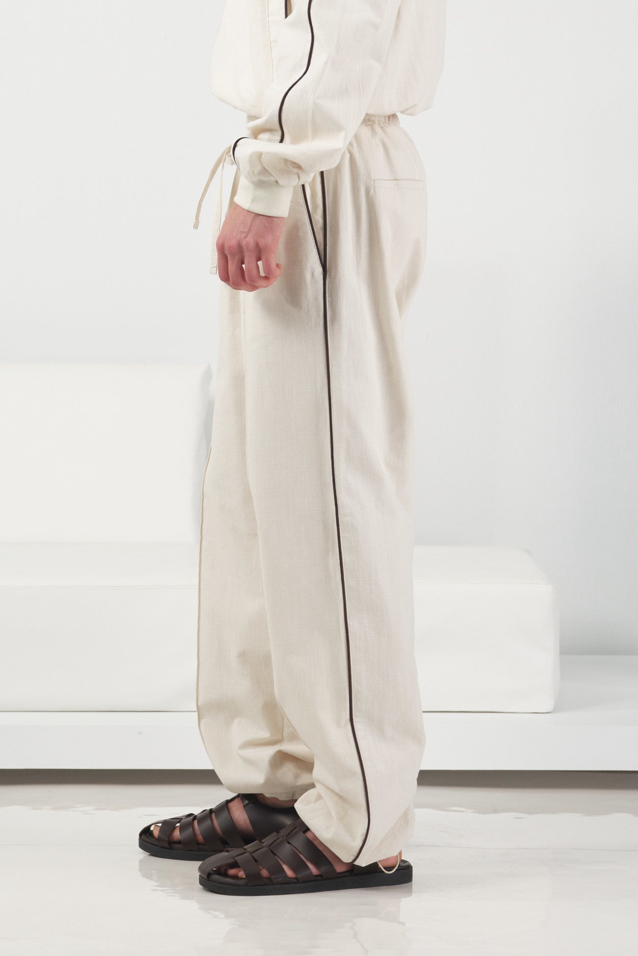 BİYELİ KETEN BEJ JOGGER PANTOLON