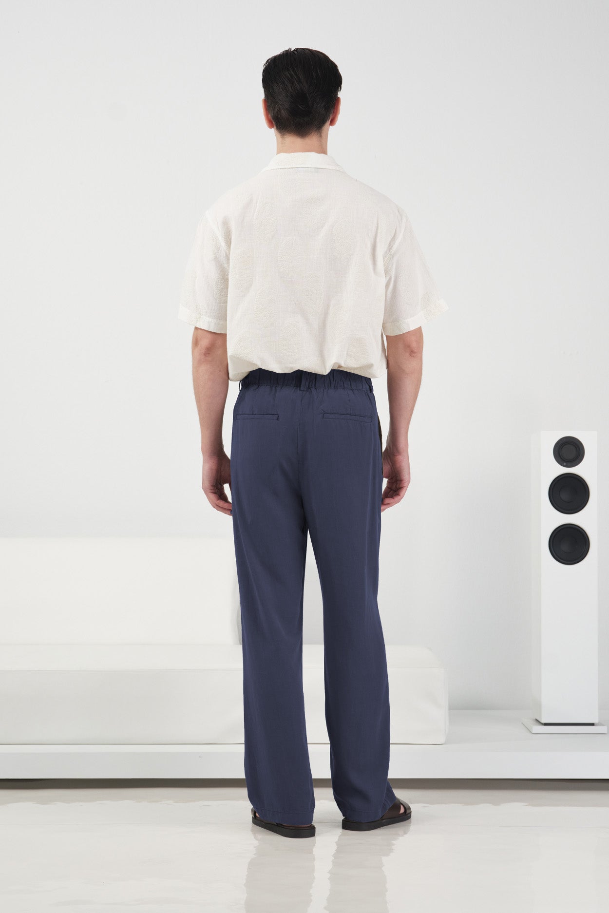 NAVY TENCEL PLEATED DRAPEY TROUSERS