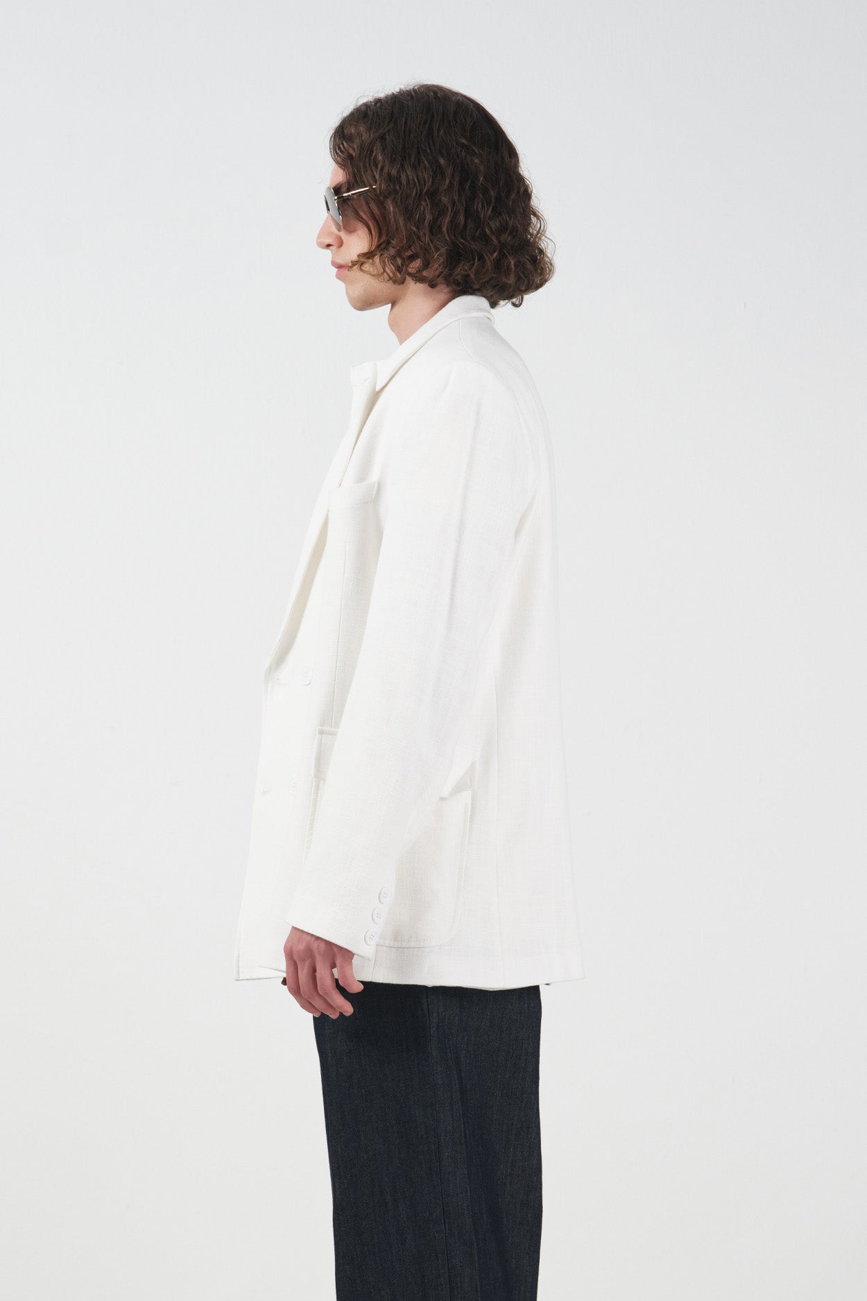 CLASSIC REGULAR FIT WHITE JACKET