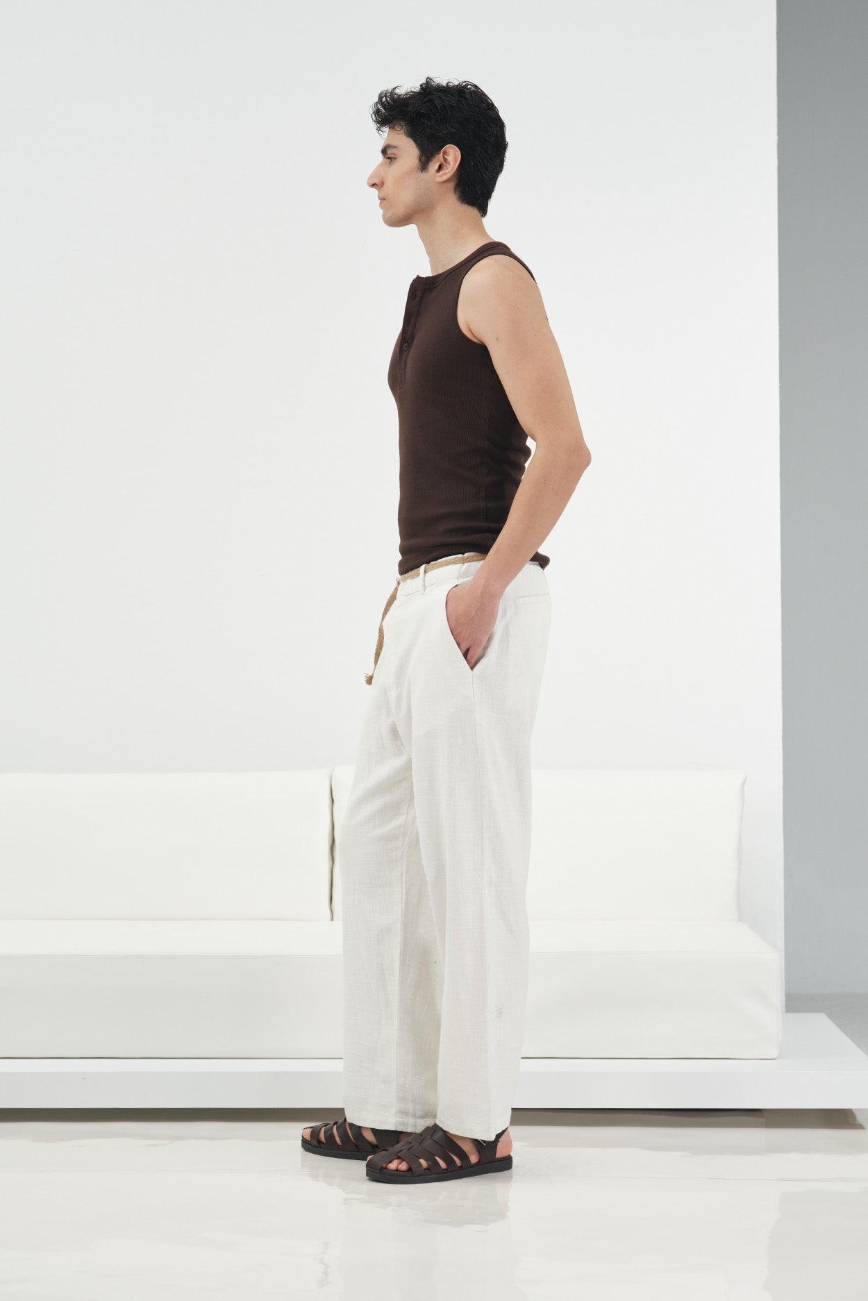 HALF PLACKET BROWN TANK TOP