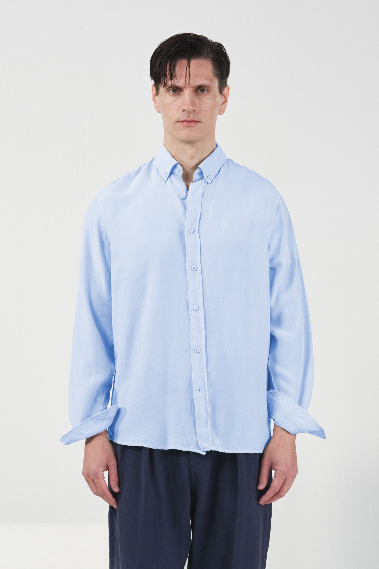 DRAPED REGULAR FIT BLUE TENCEL SHIRT