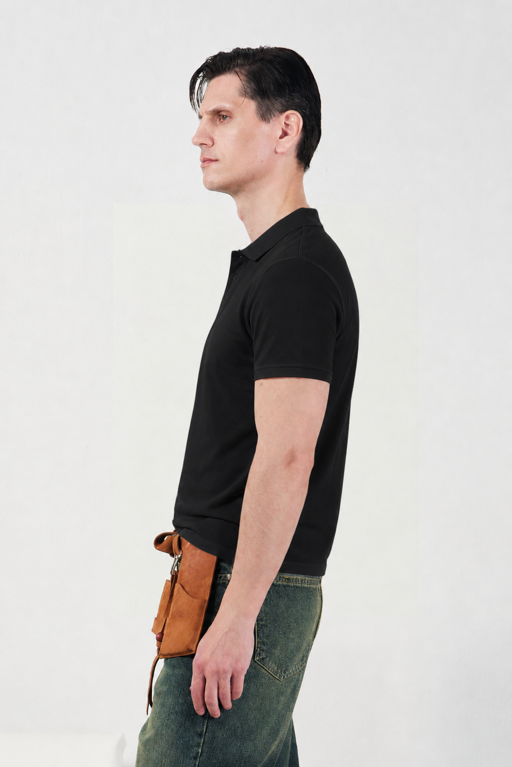 HALF-PLACKET SLIM-FIT BLACK T-SHIRT